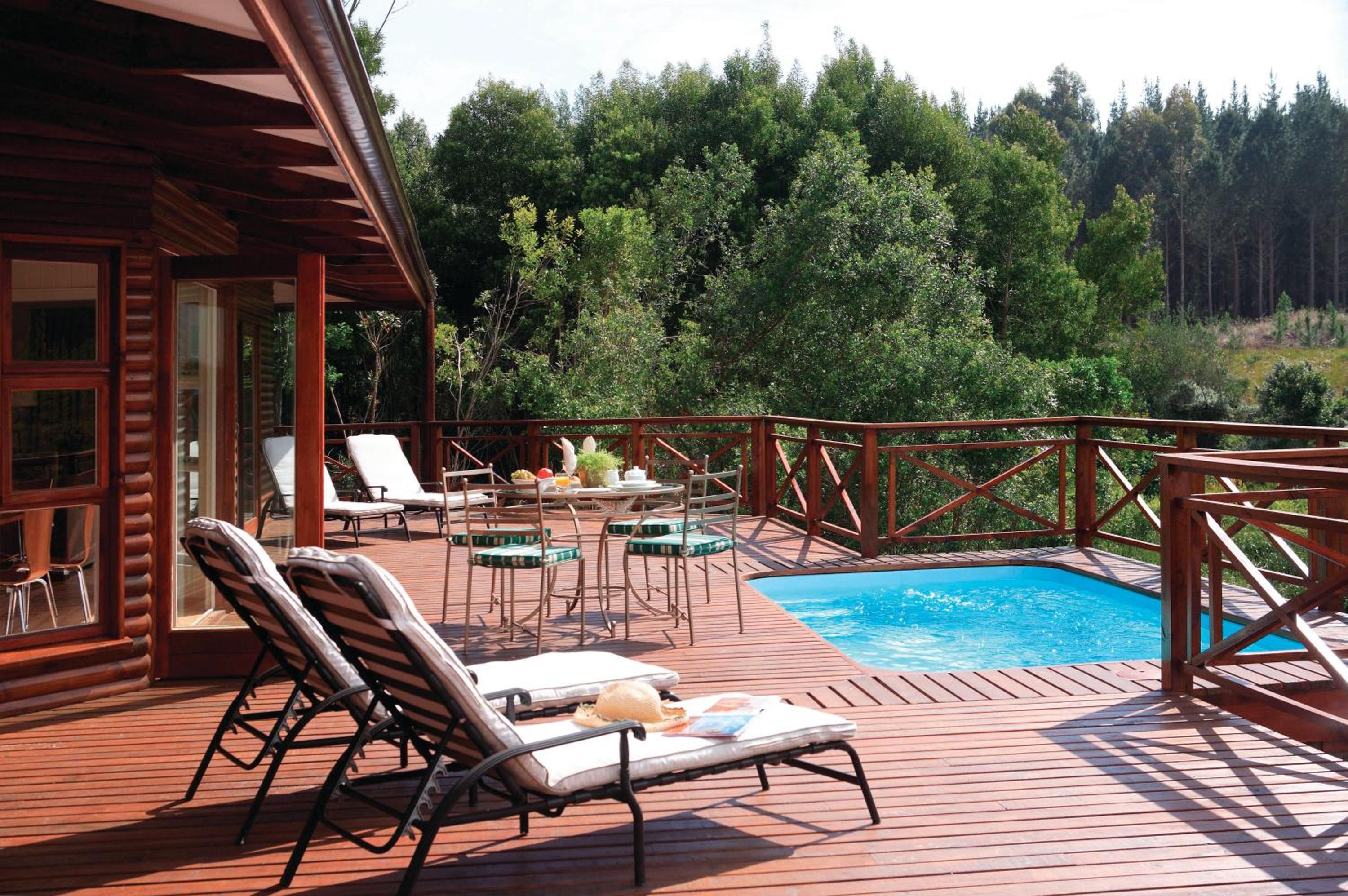 Luxury Two-Bedroom Chalet with Private Pool - Photo 6