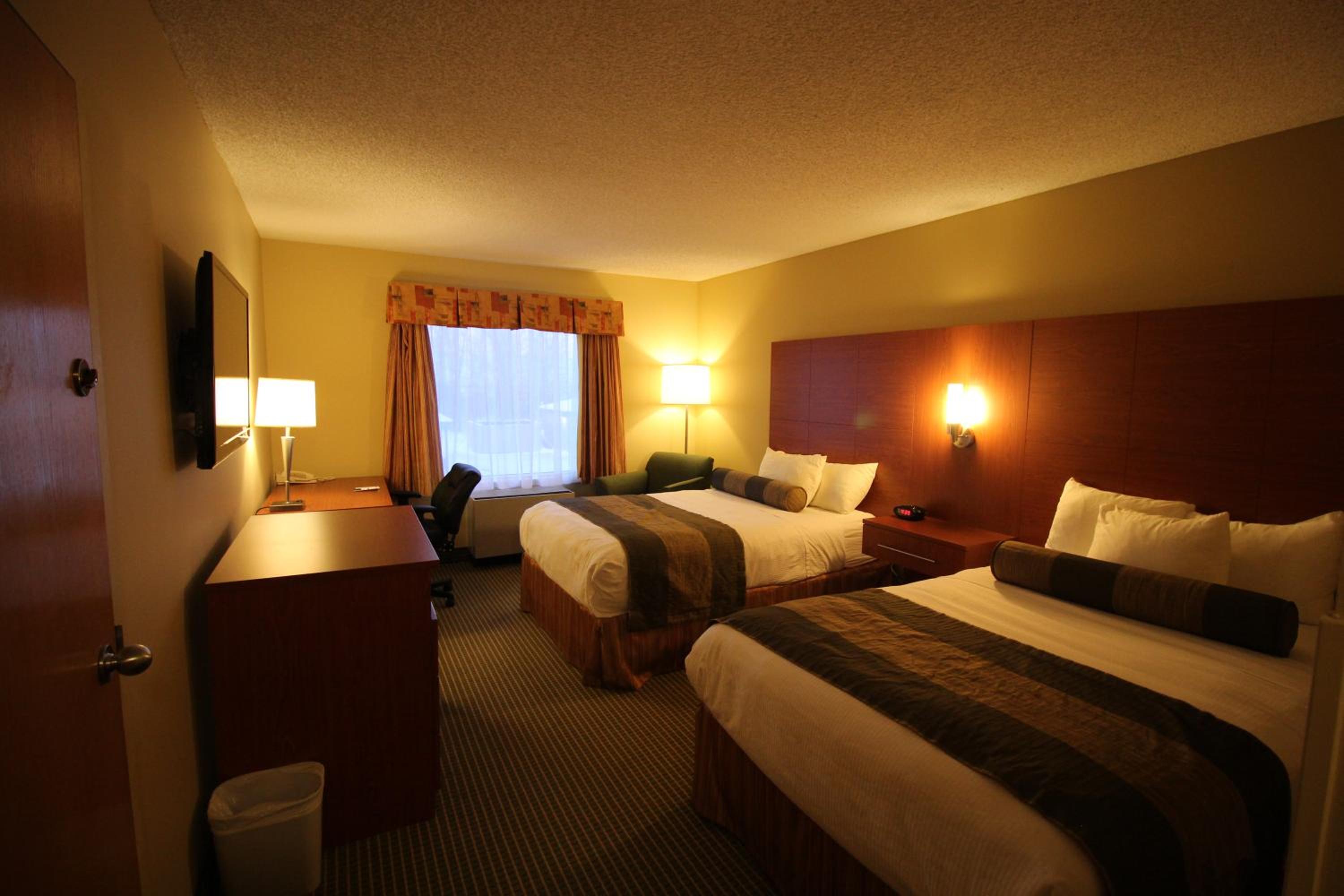 Double Room with Two Double Beds photo 2