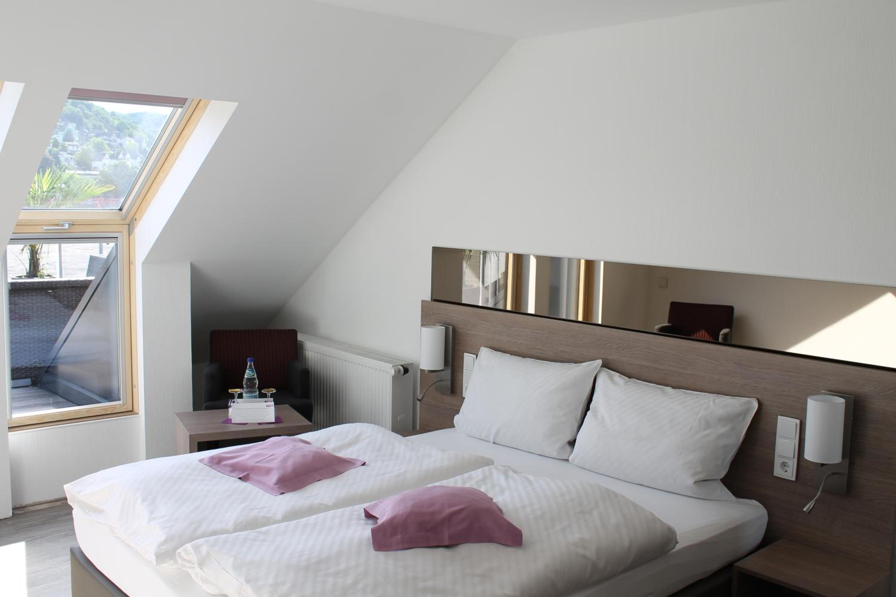 Comfort Double Room with roof terrace and rhine view - Photo 6