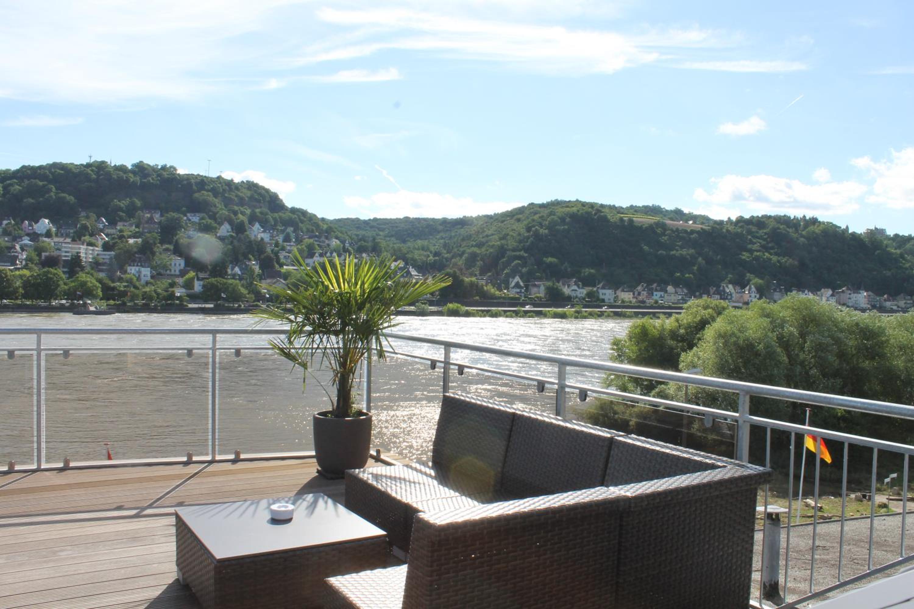 Comfort Double Room with roof terrace and rhine view - Photo 12
