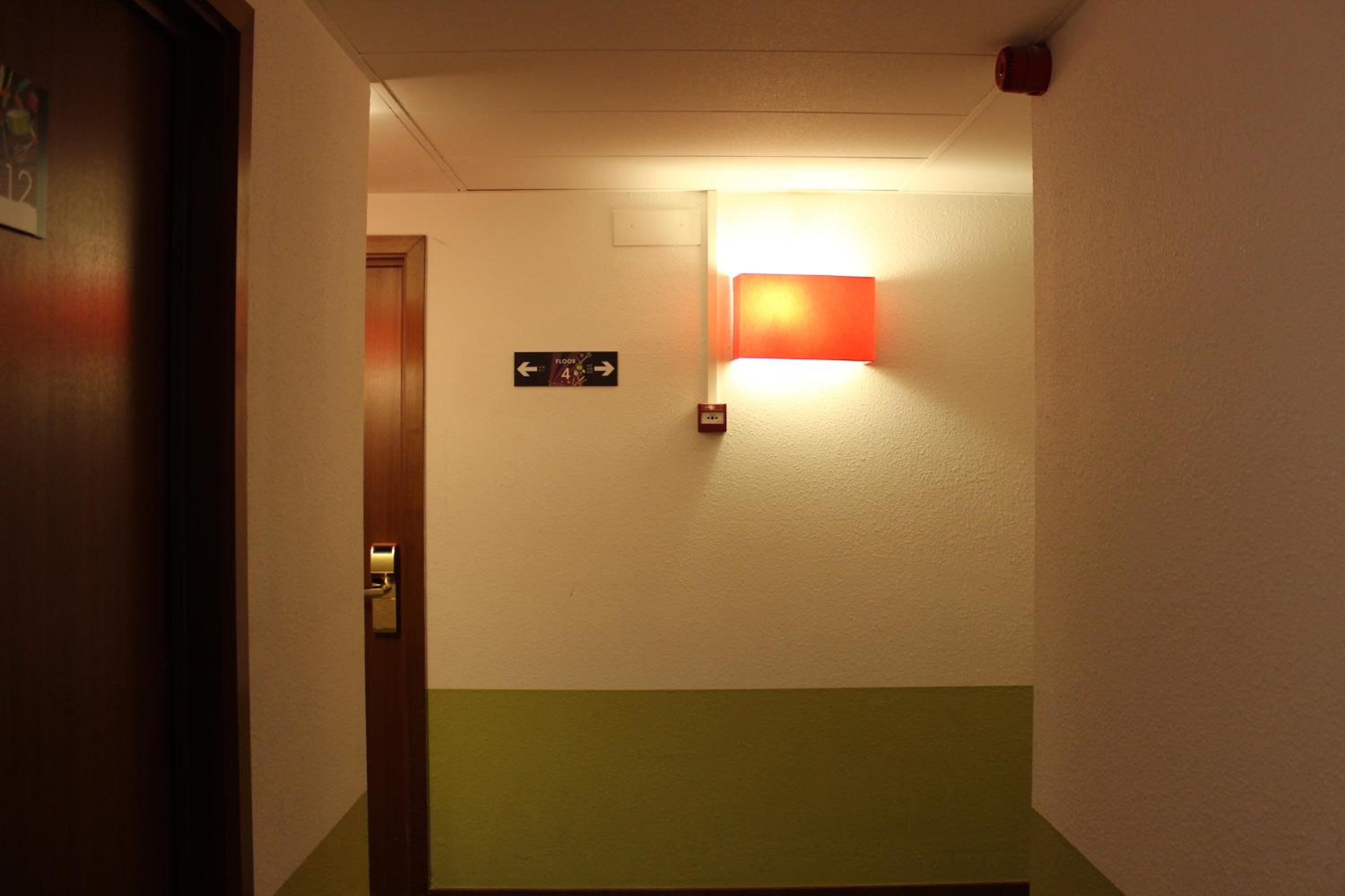 Standard Triple Room - Photo 5