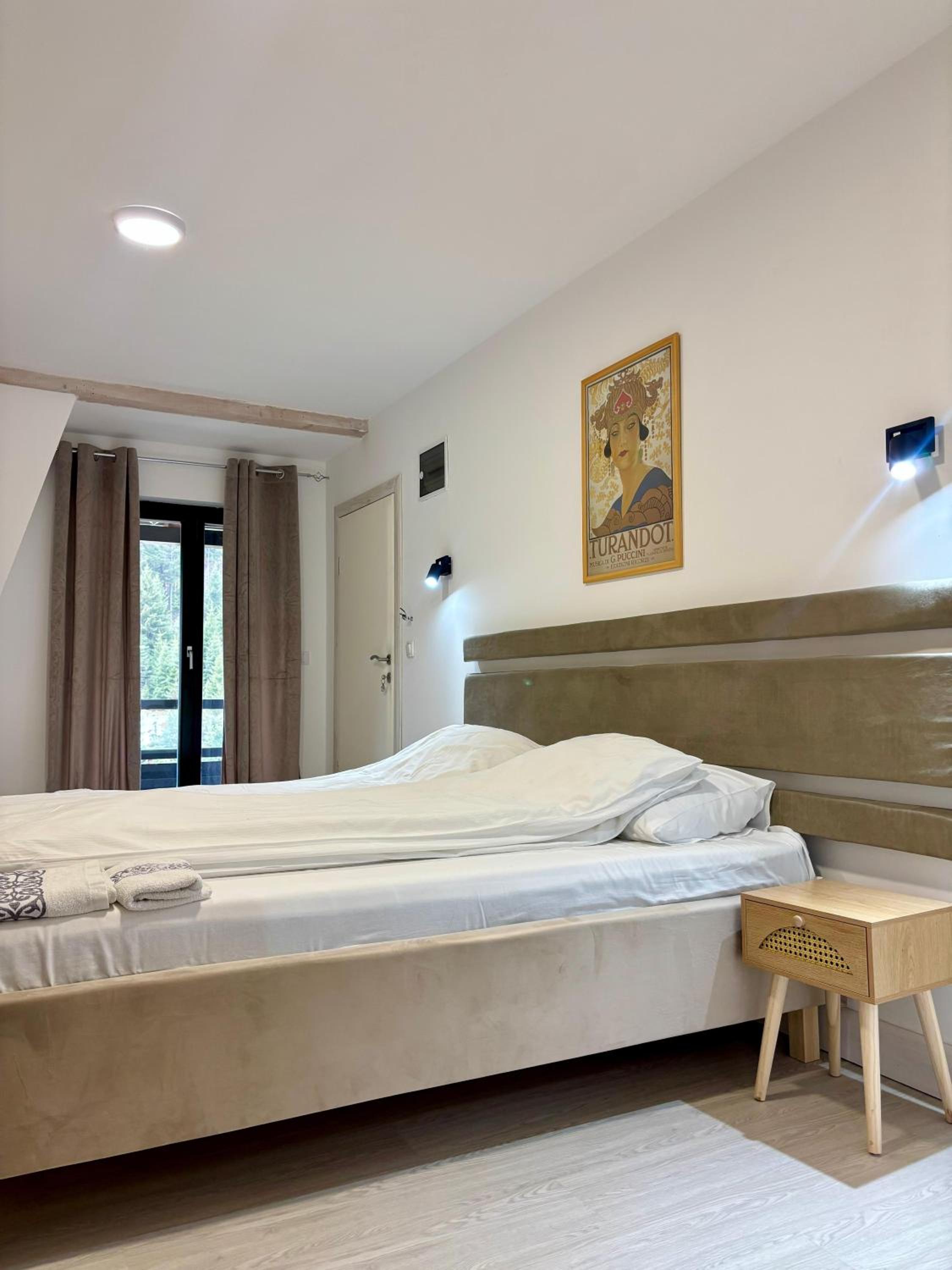 Double Room with Lake View