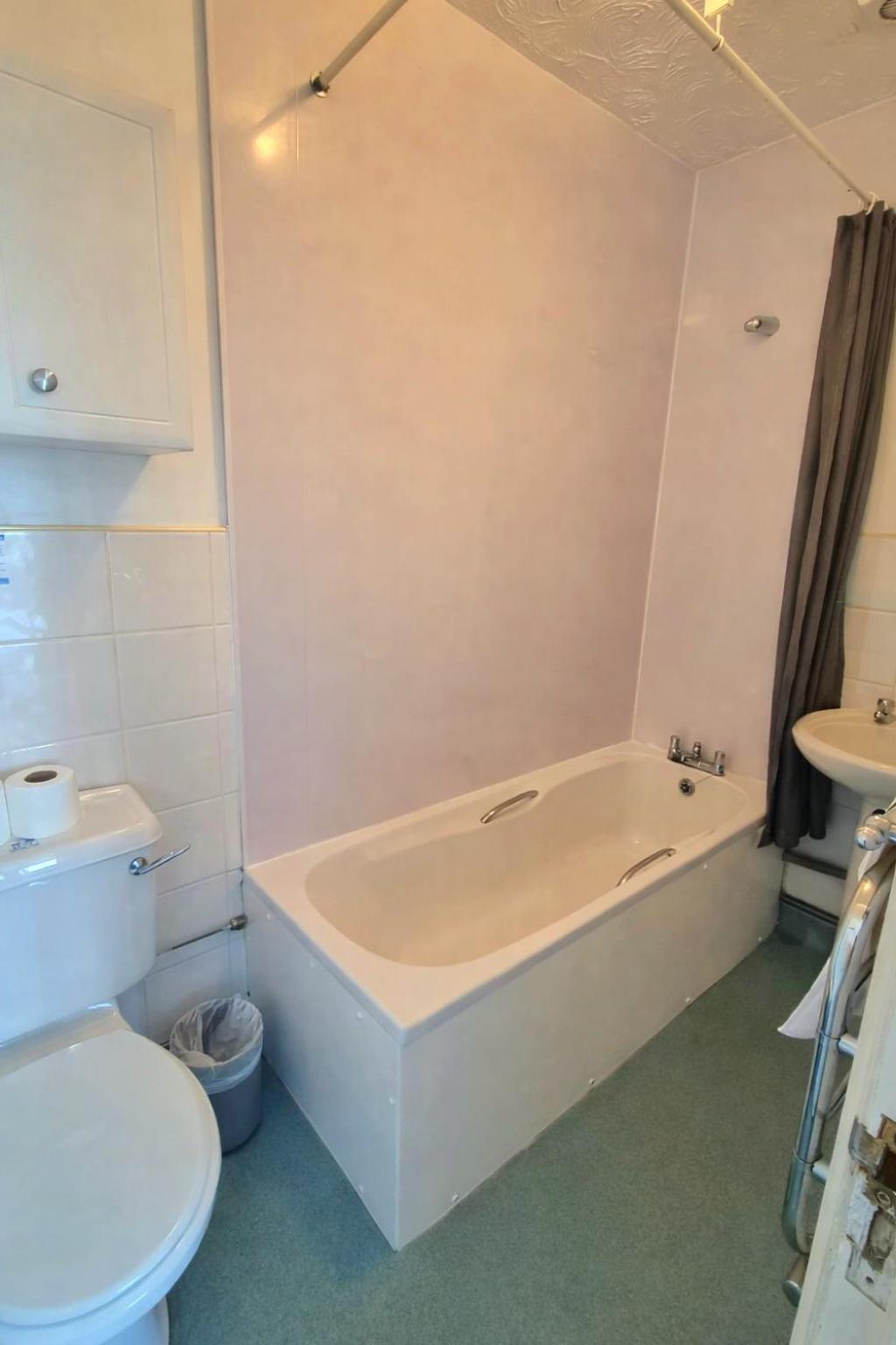 Deluxe Double Room with Bath photo 2