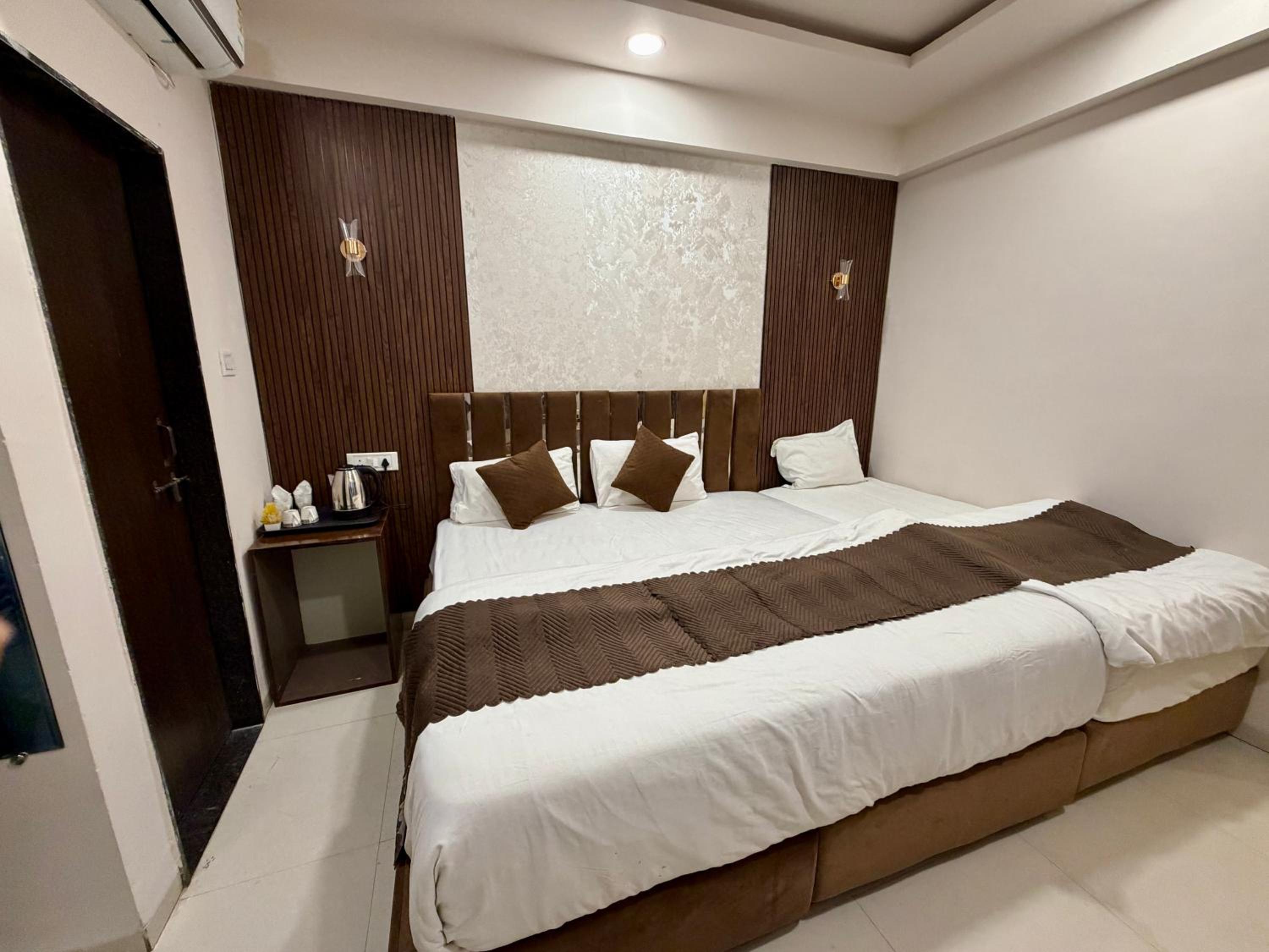 Family Suite - Photo 11