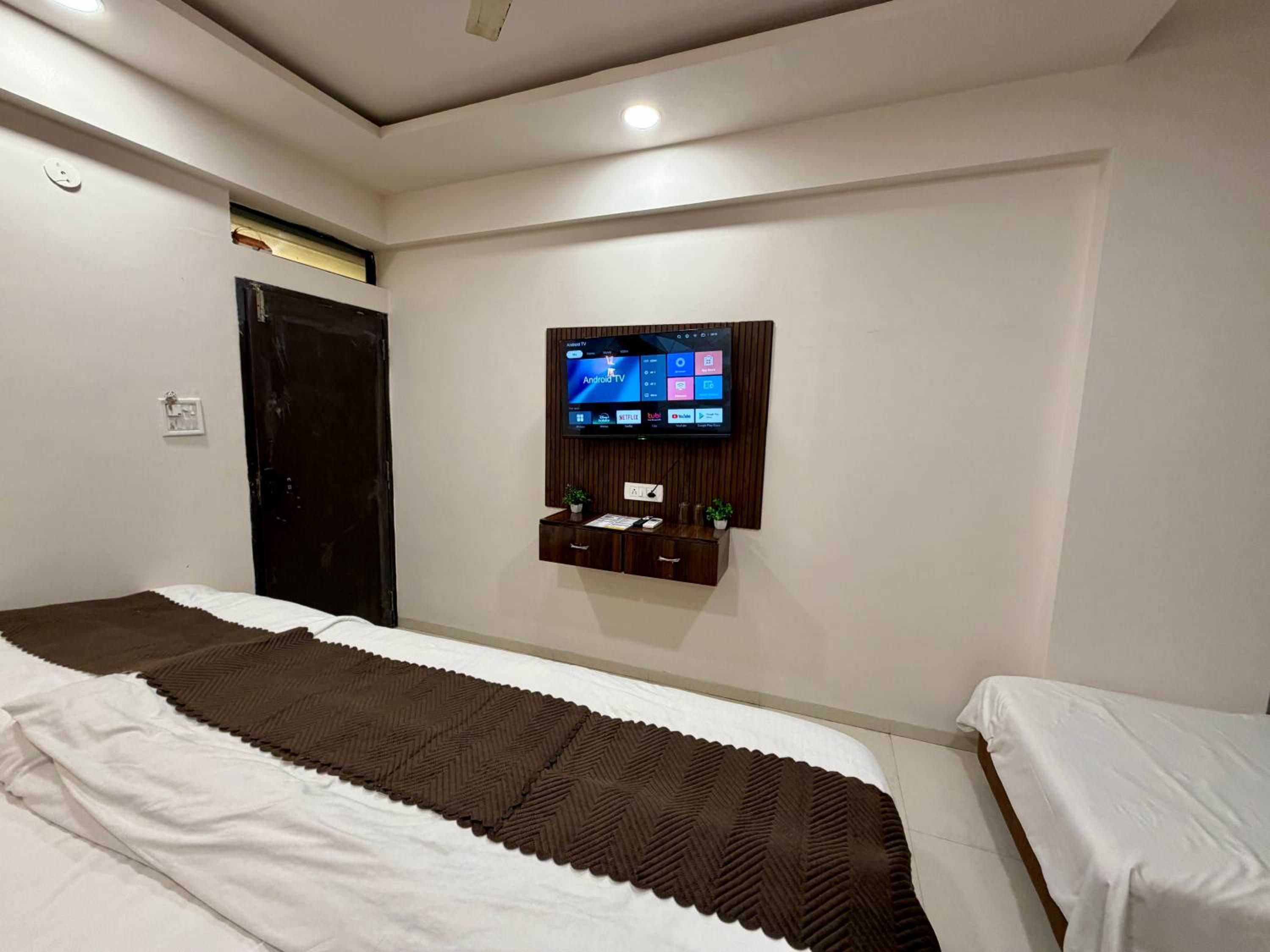 Family Suite - Photo 6