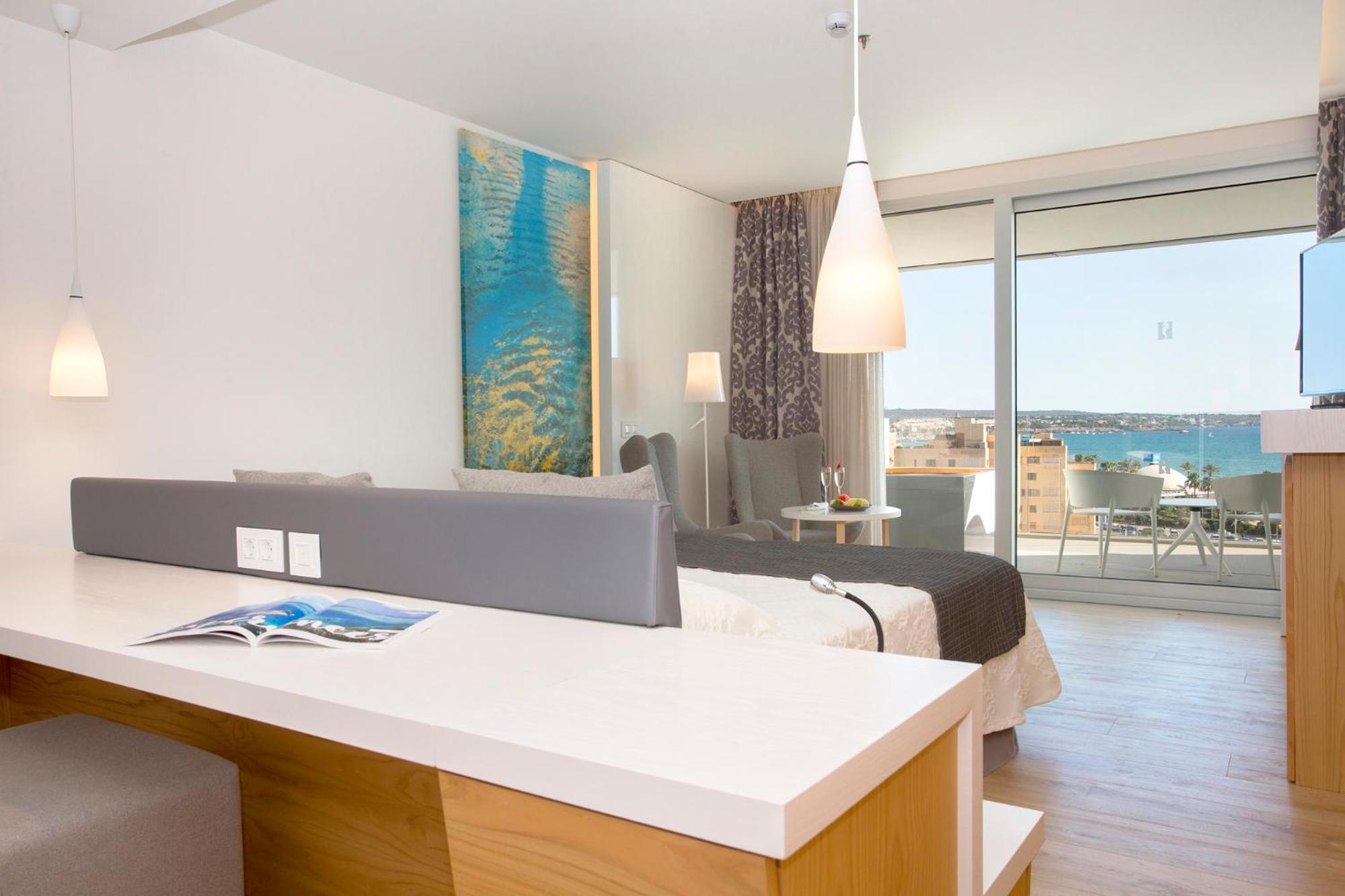 Serenity Junior Suite with Sea View - Single Use