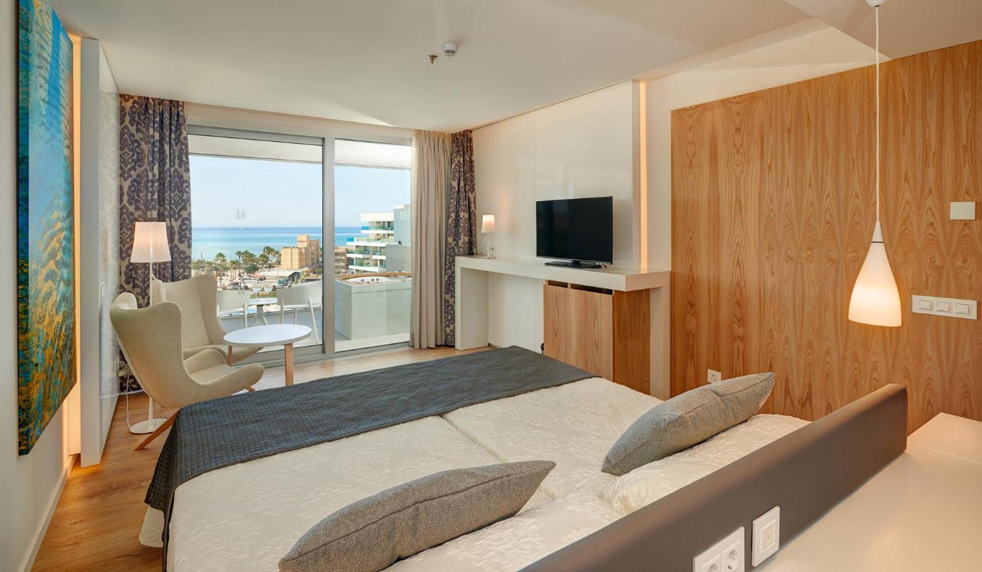 Serenity Junior Suite with Sea View - Single Use