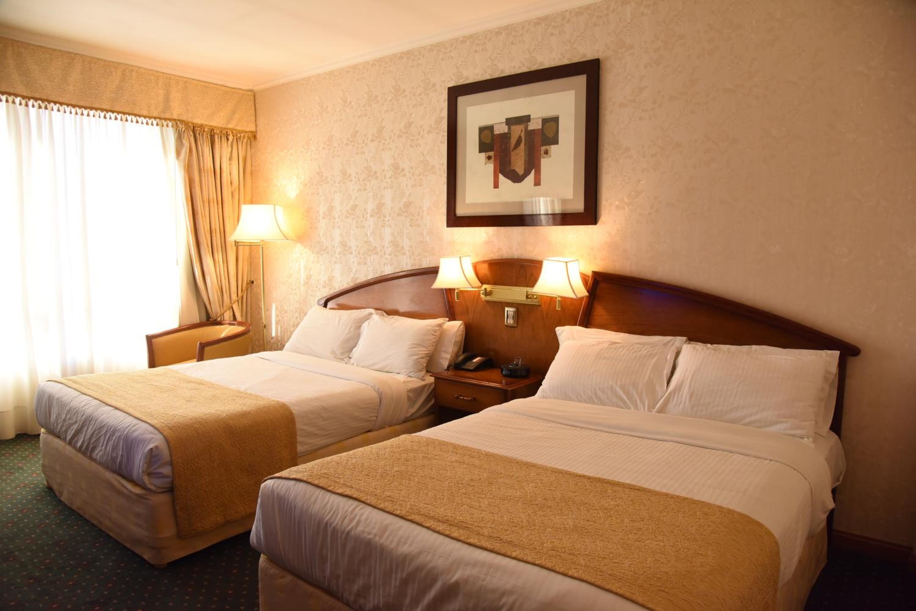 Queen Room with Two Queen Beds photo 1
