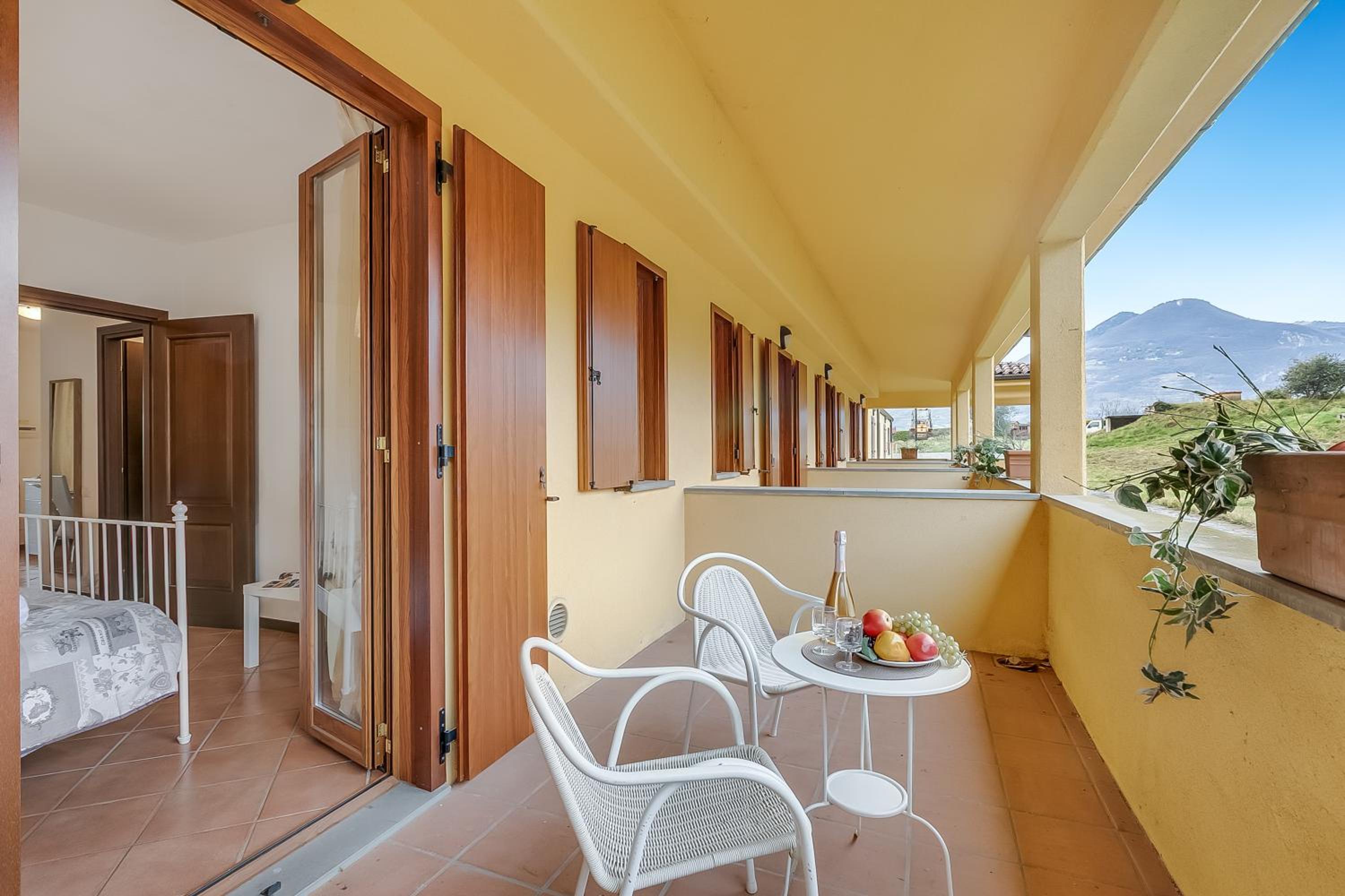 One Bedroom Apartment with Balcony 3