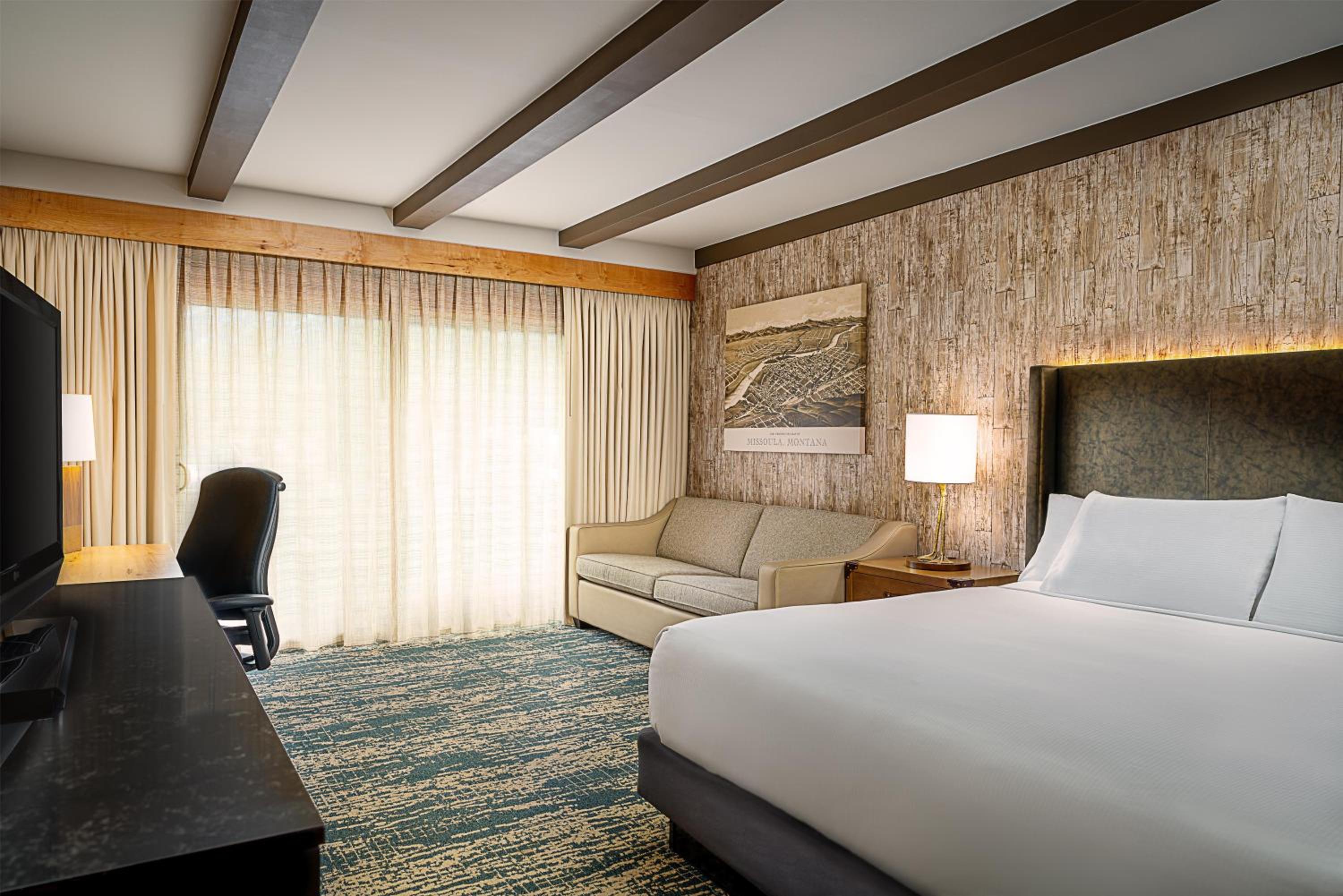 King Room with Patio and Pool View - Ground Floor - Photo 2