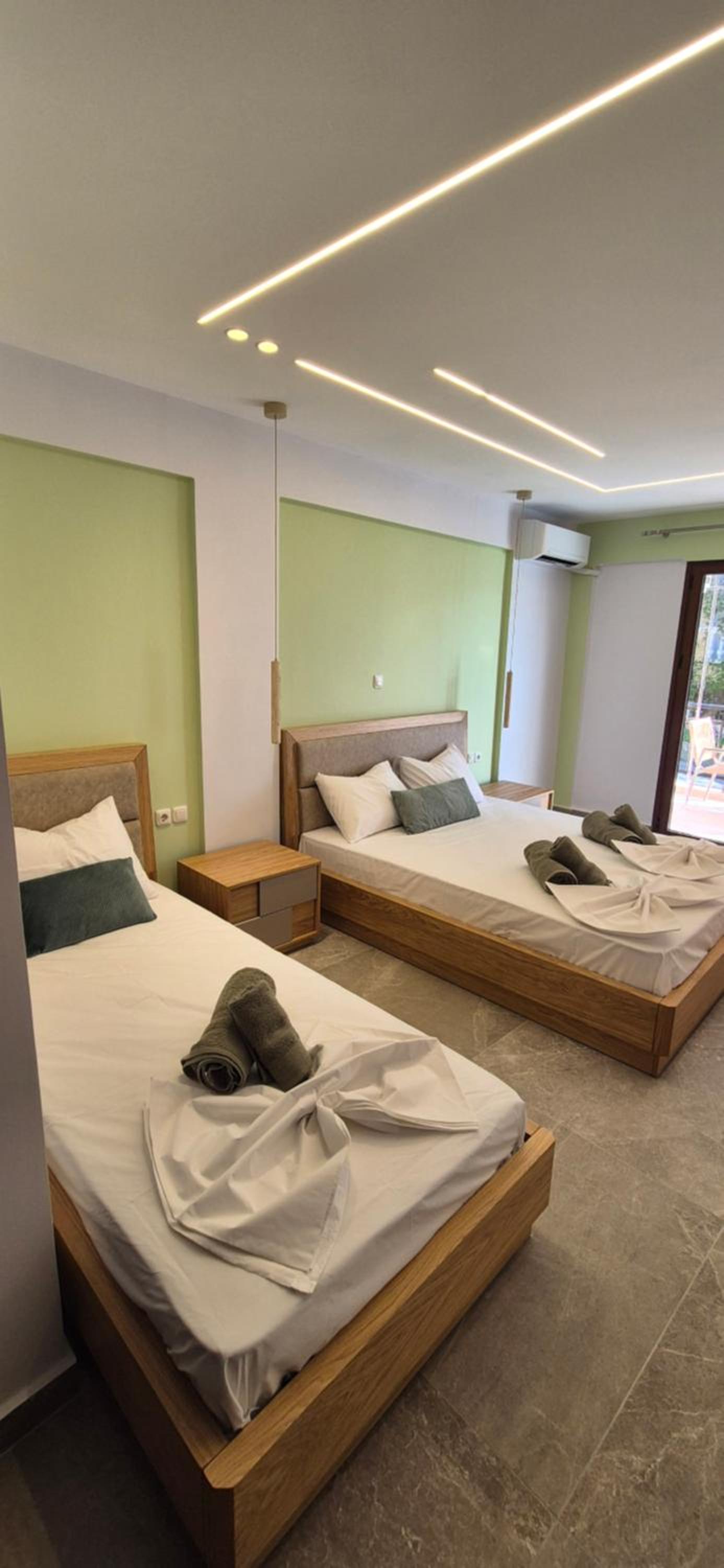 Superior Triple Room photo 2