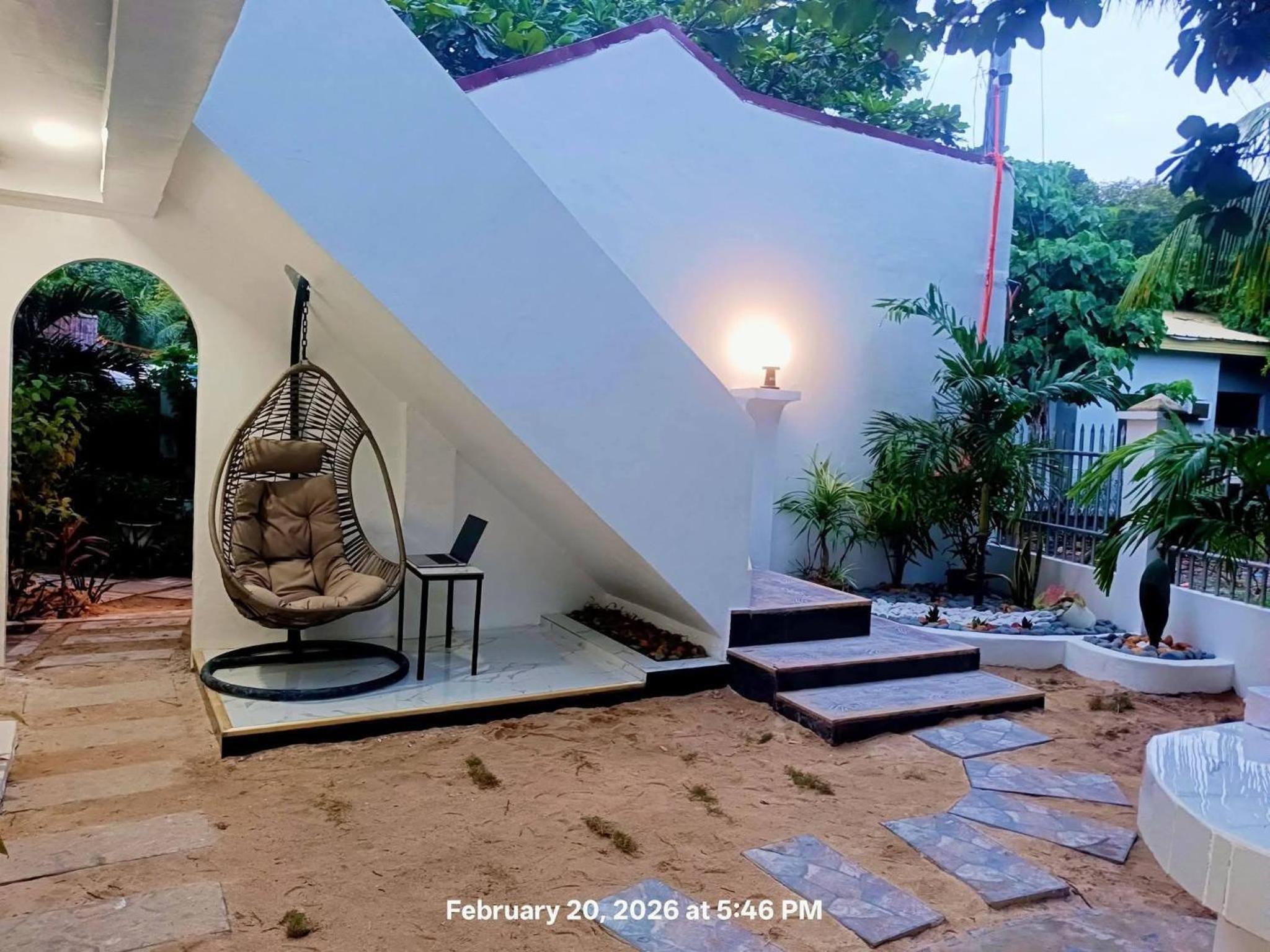 Villa with Garden View - Photo 11
