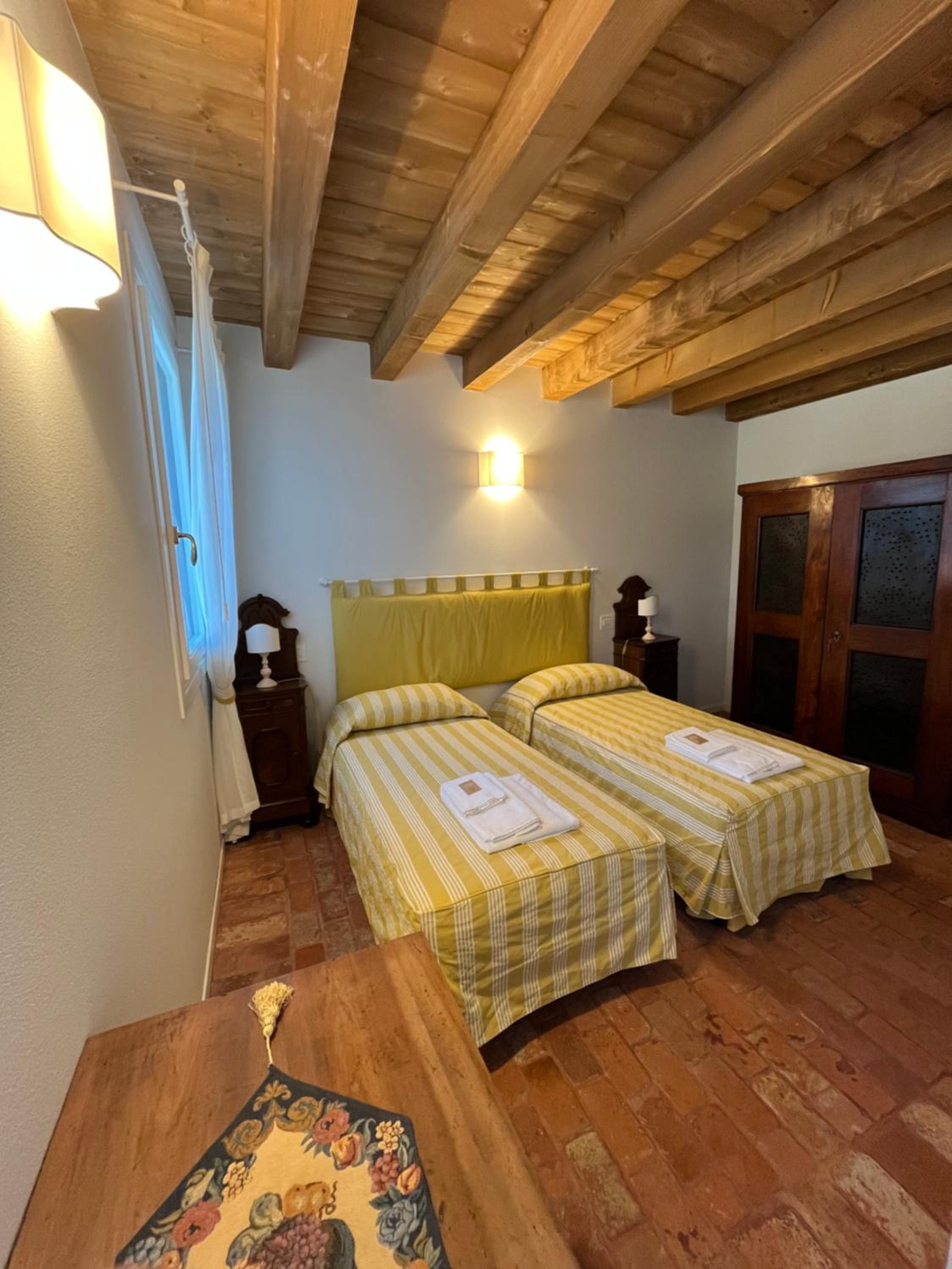 Three-Bedroom Deluxe Apartment photo 2