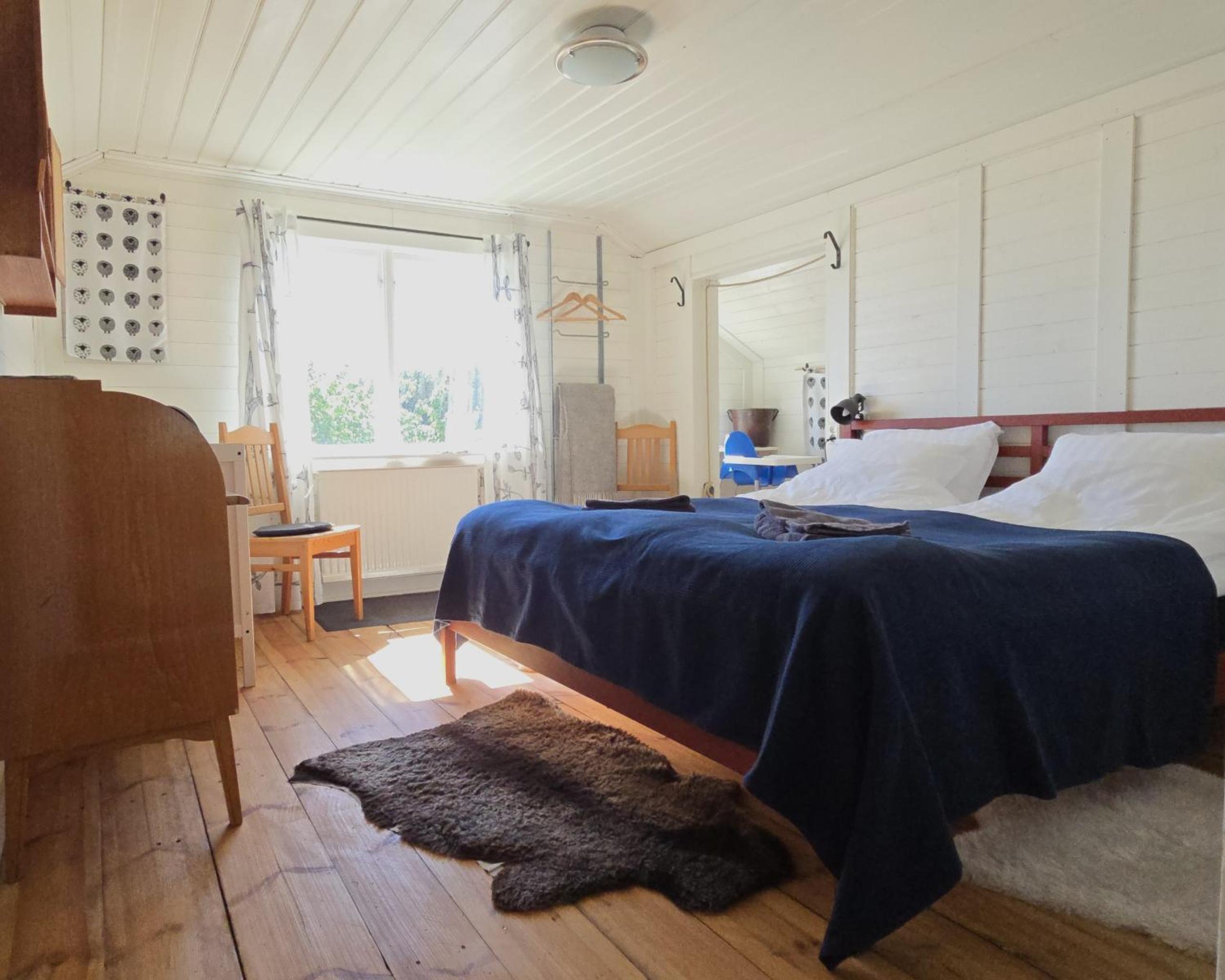 Double Room with Shared Bathroom