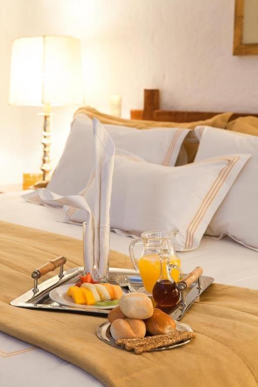 Deluxe Family Suite photo 2