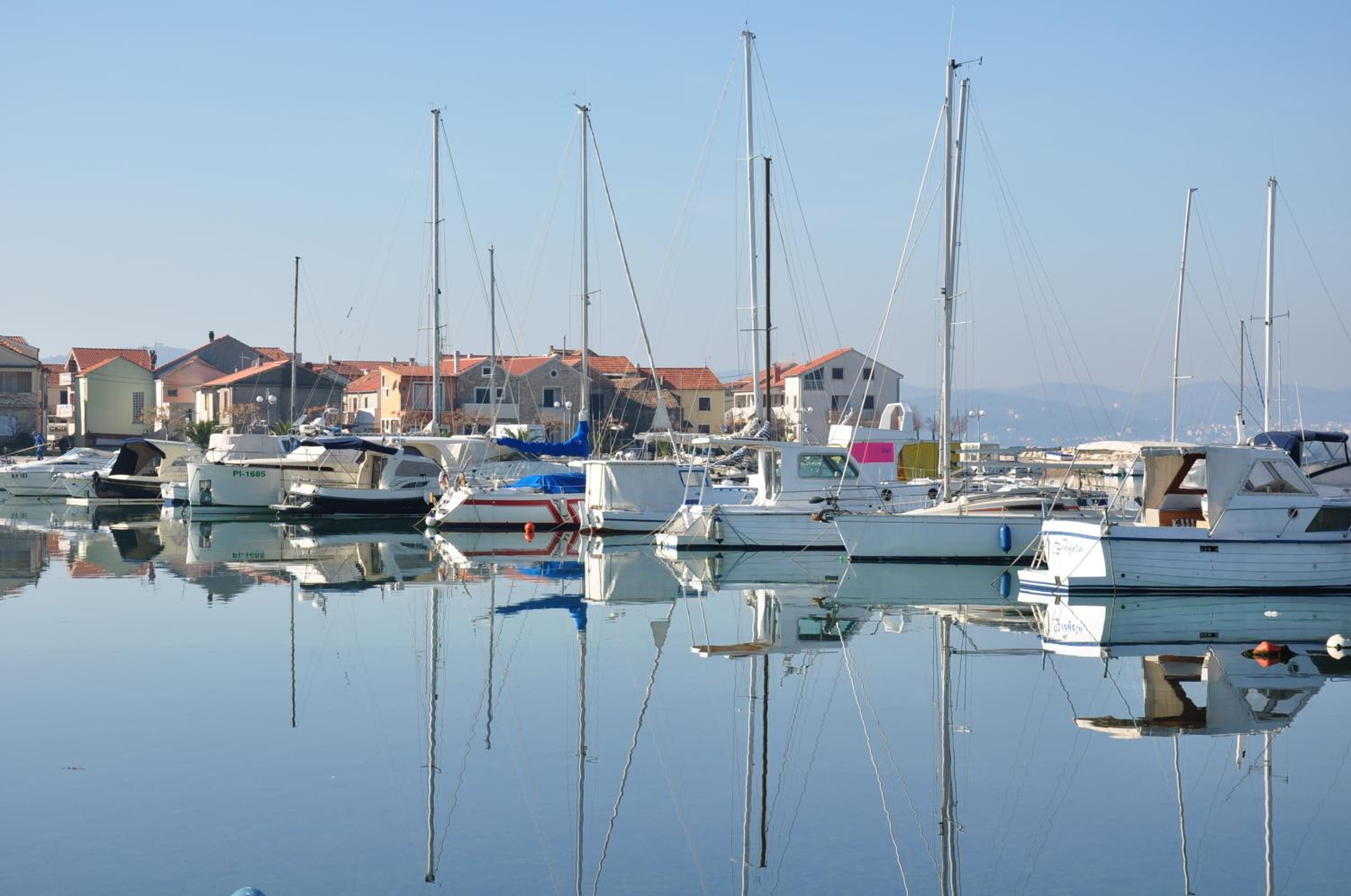 Two-Bedroom Apartment with Sea View (7 Adults) photo 3