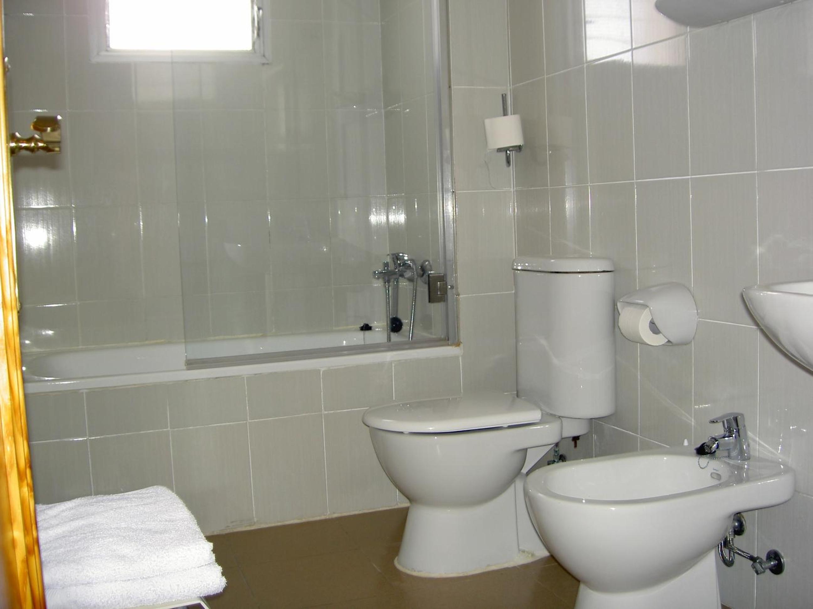 Habitación Doble o con Dos Camas con Cama Adicional