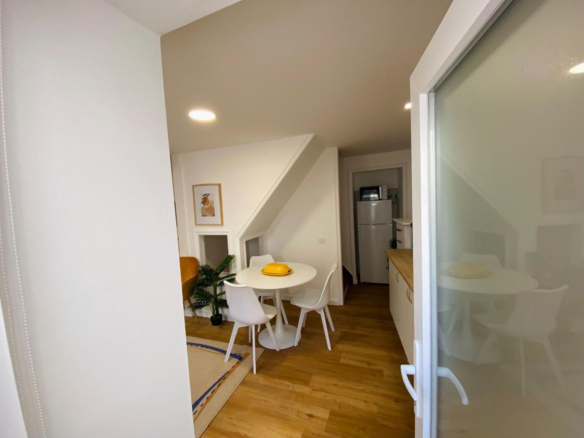 Apartment photo 2