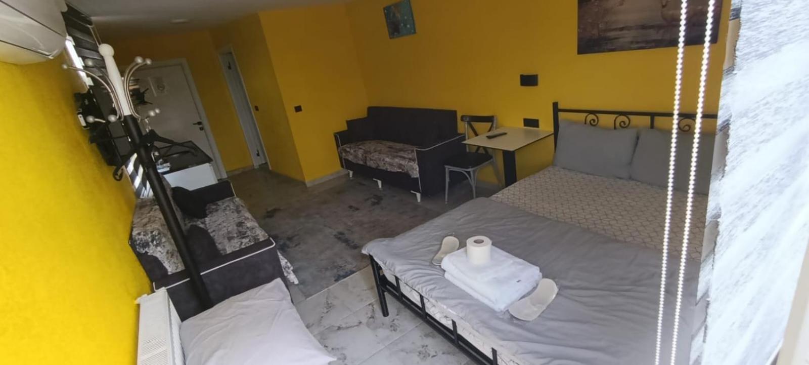 Quadruple Room with Balcony photo 2