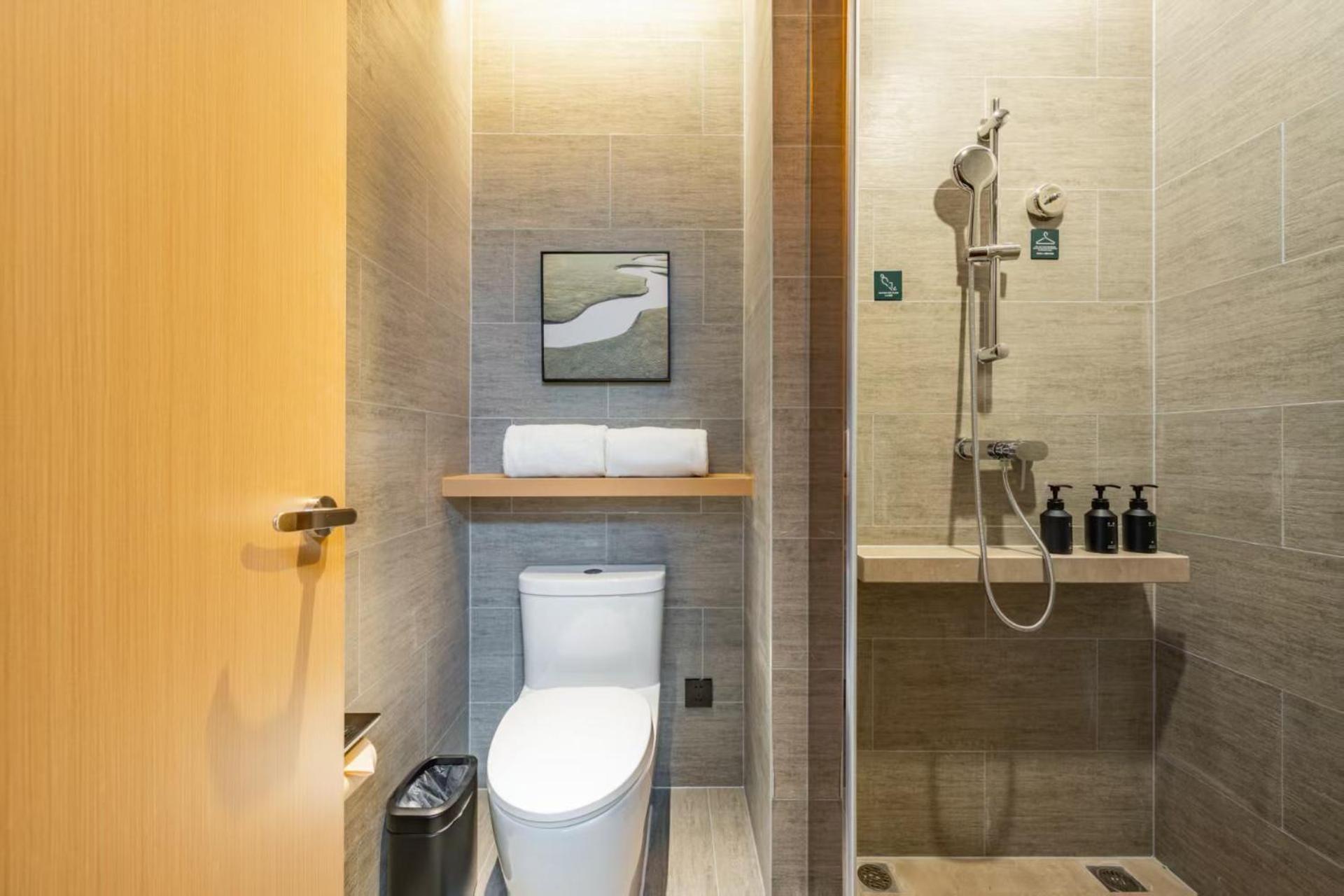 Elegant Double Room photo 1