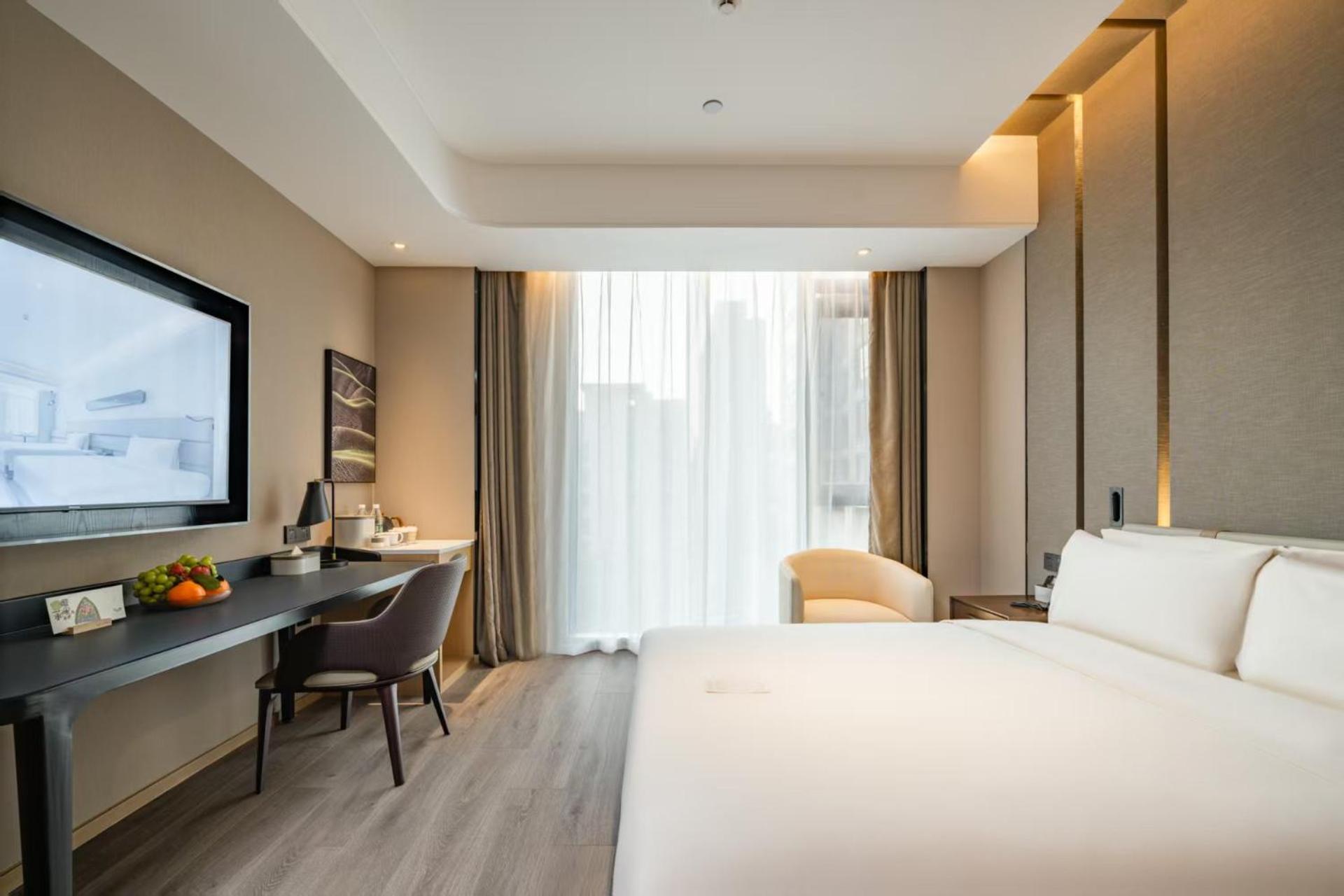 Elegant Double Room photo 2