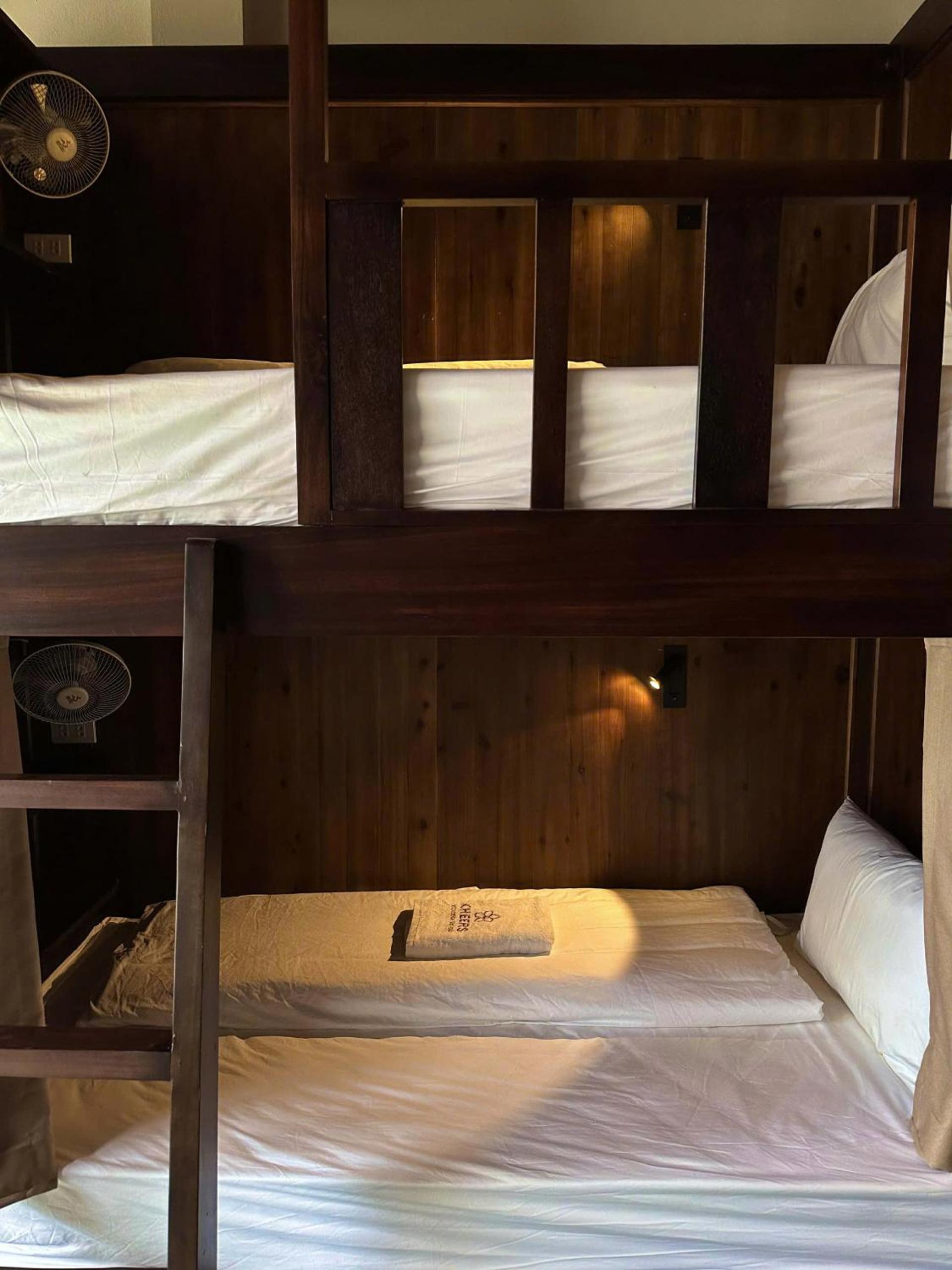 Bed in 10-Bed Mixed Dormitory Room photo 1
