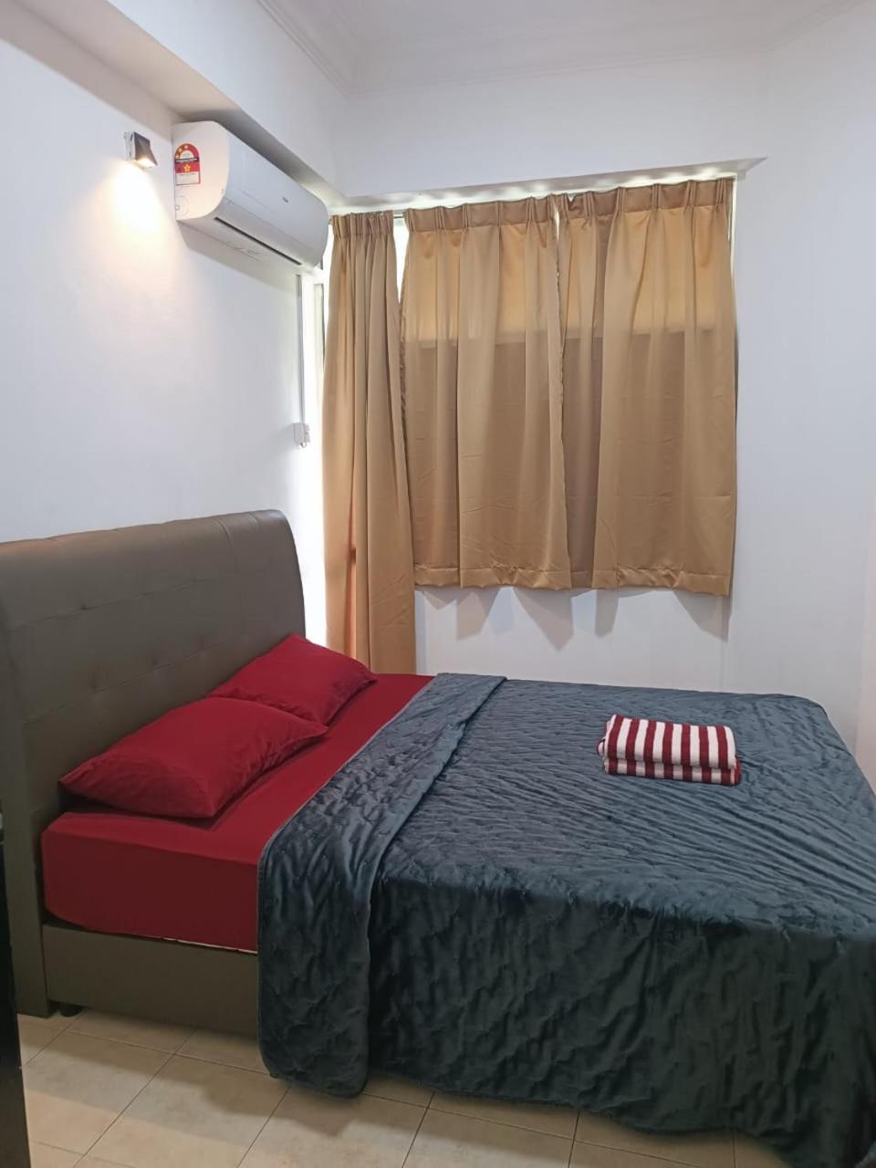 Apartment with Pool View photo 2