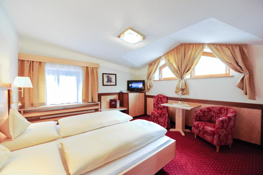 Double Room (1 - 2 Adults) photo 1