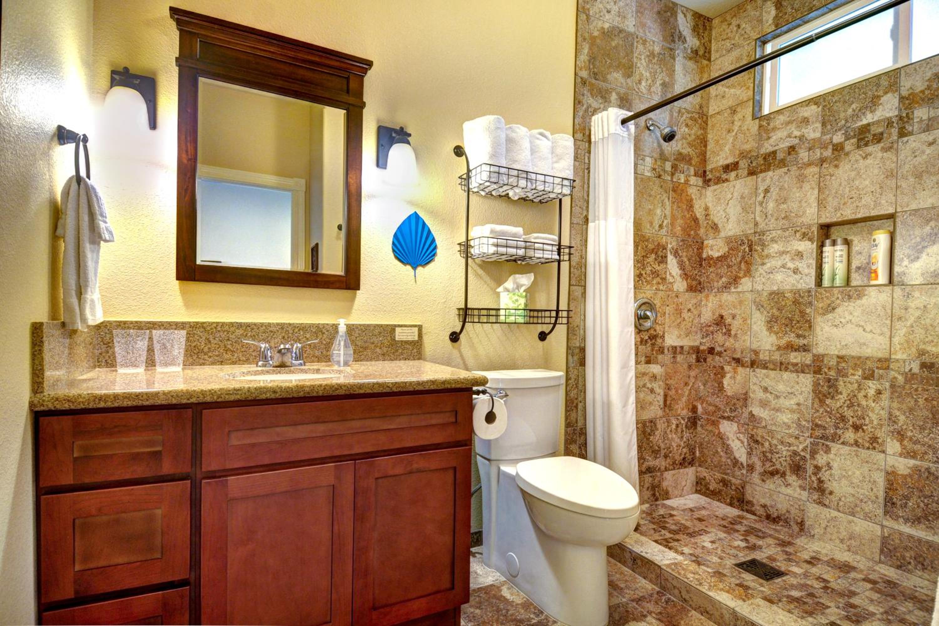 King Suite with Ocean View photo 2