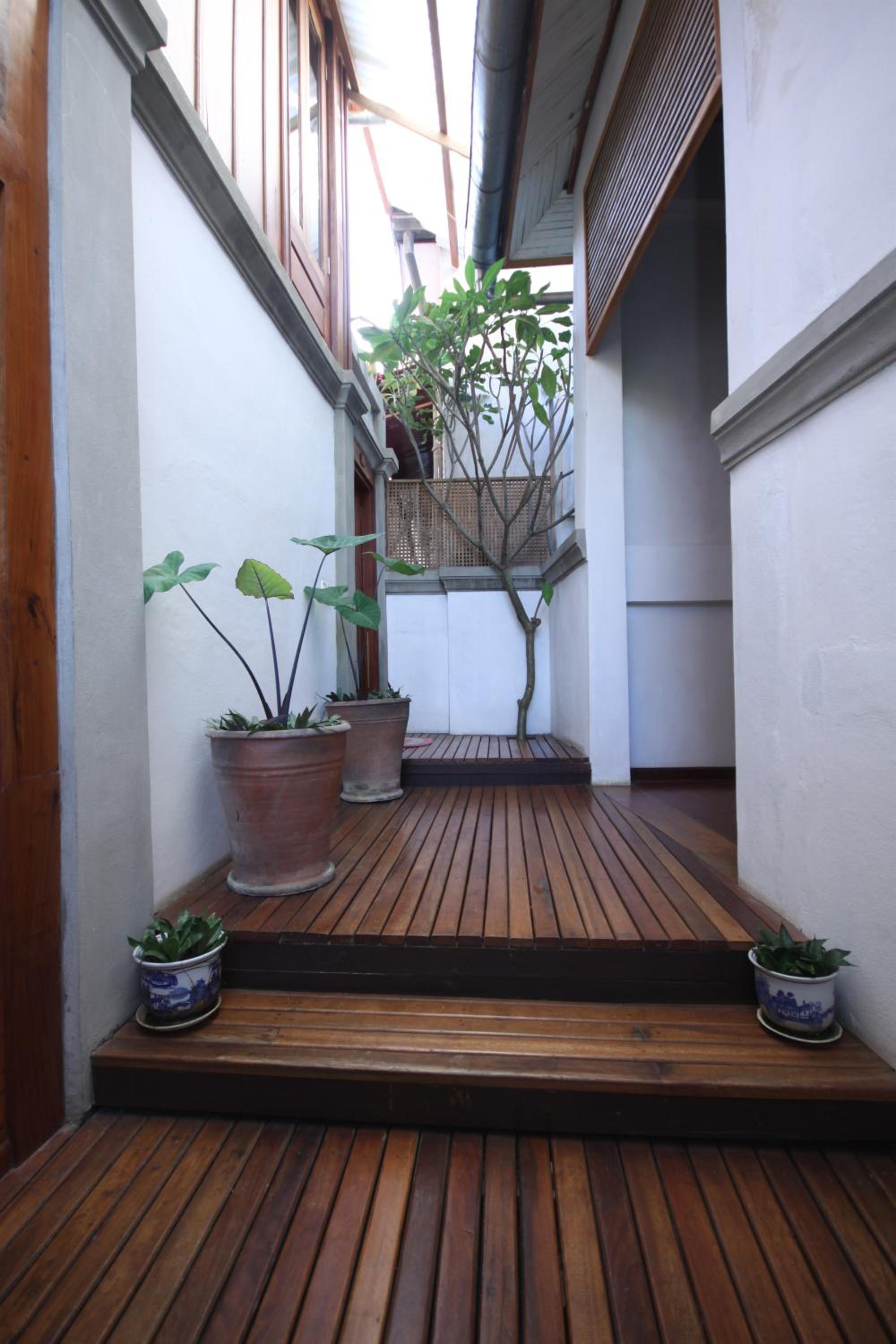 Studio Double or Twin Room - Chalinee Residence photo 3