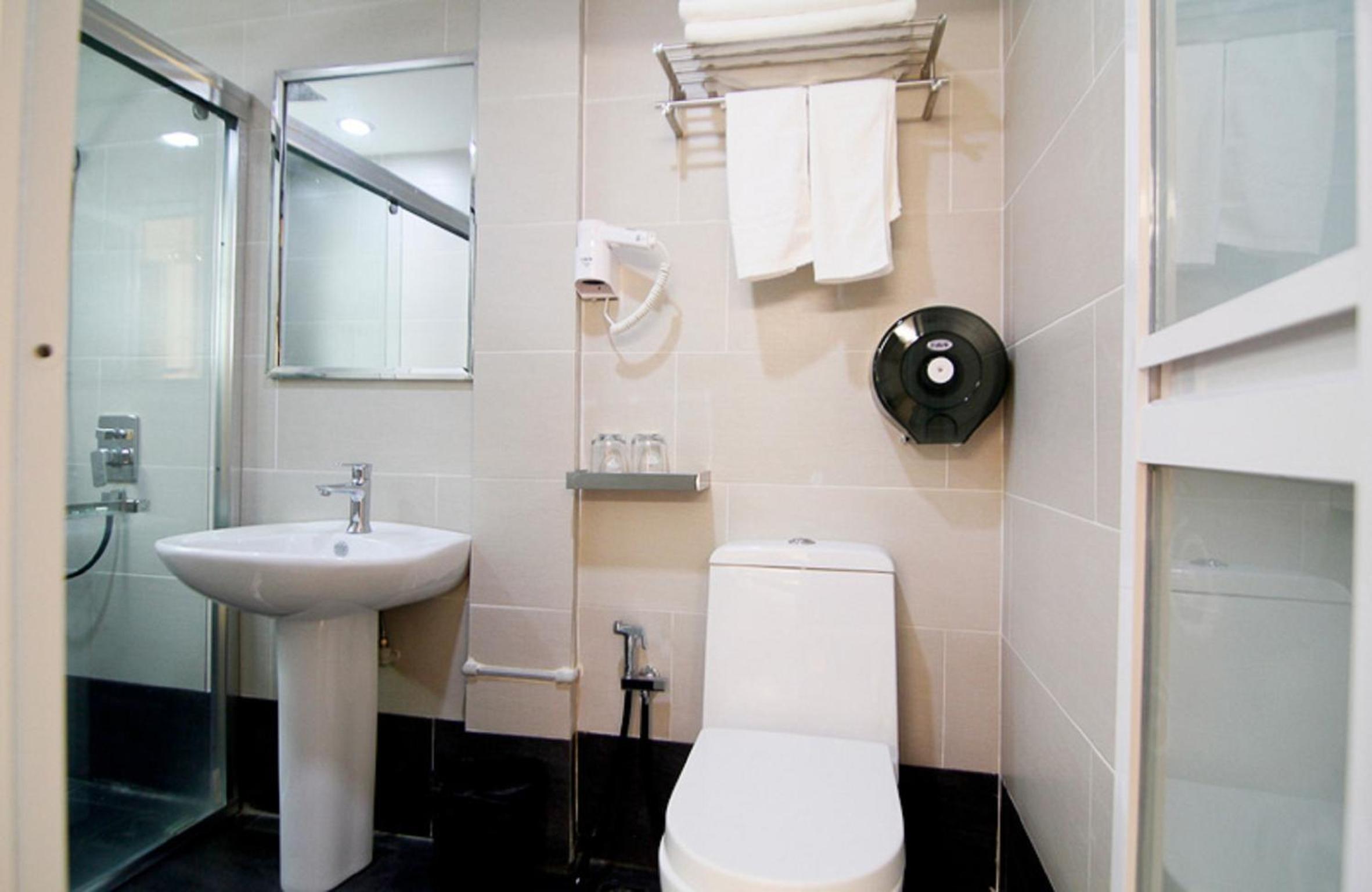 Deluxe King Room photo 3