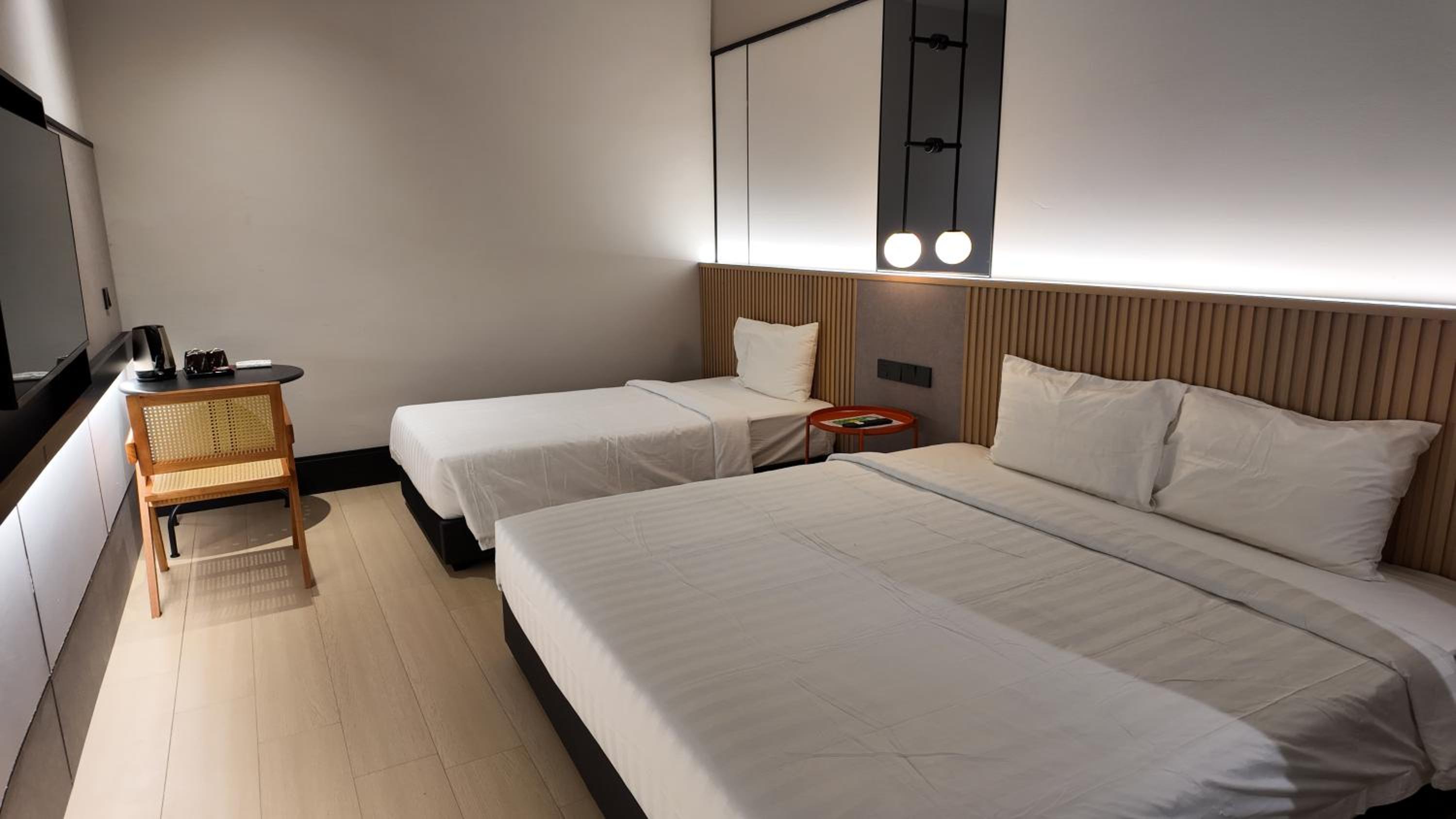 Deluxe Triple Room - Photo 4