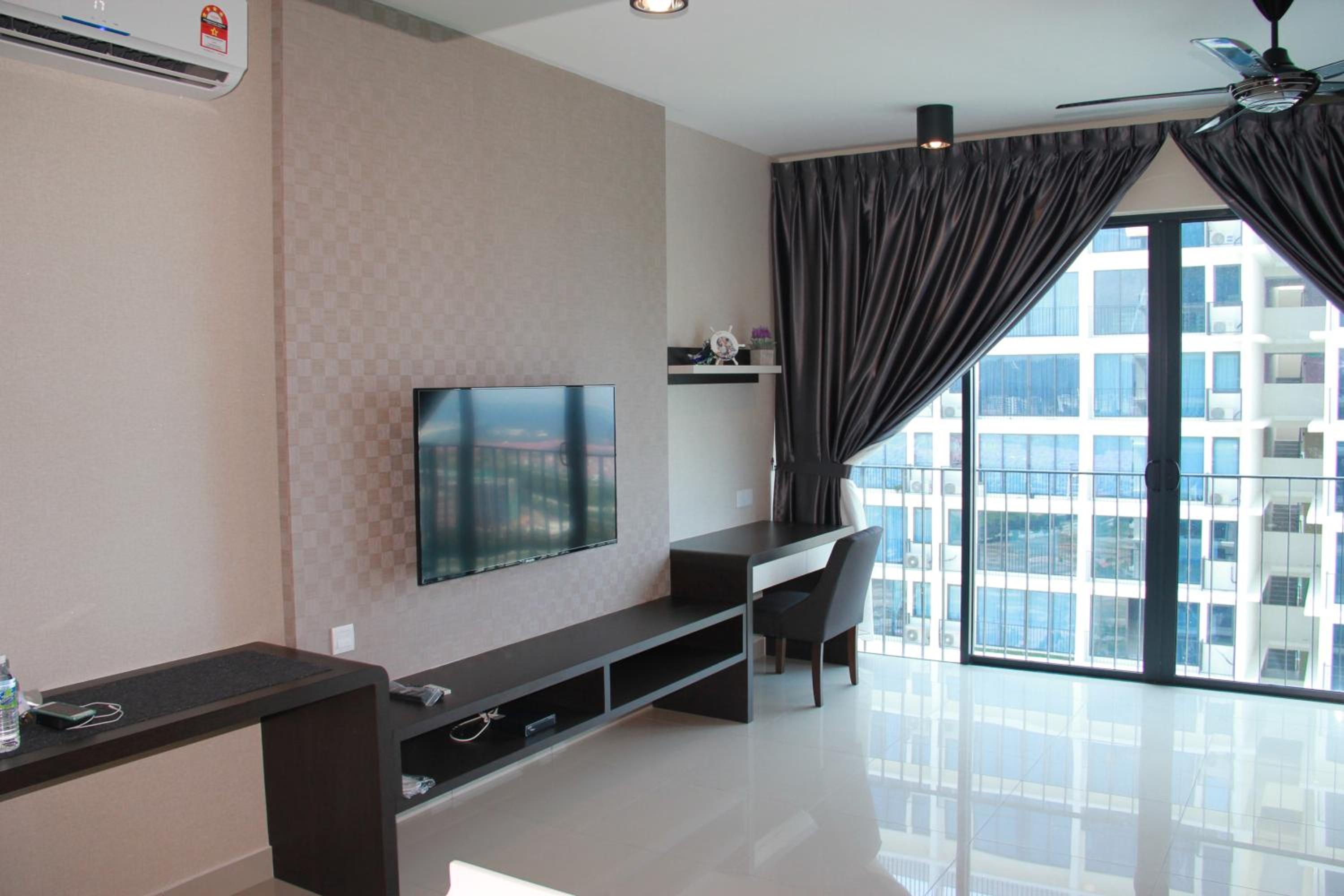 Studio with Balcony photo 3