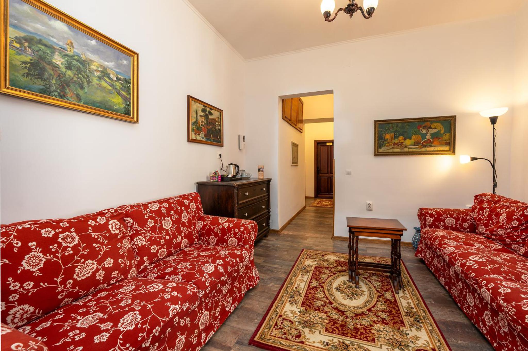 Two-Bedroom Deluxe Apartment photo 2