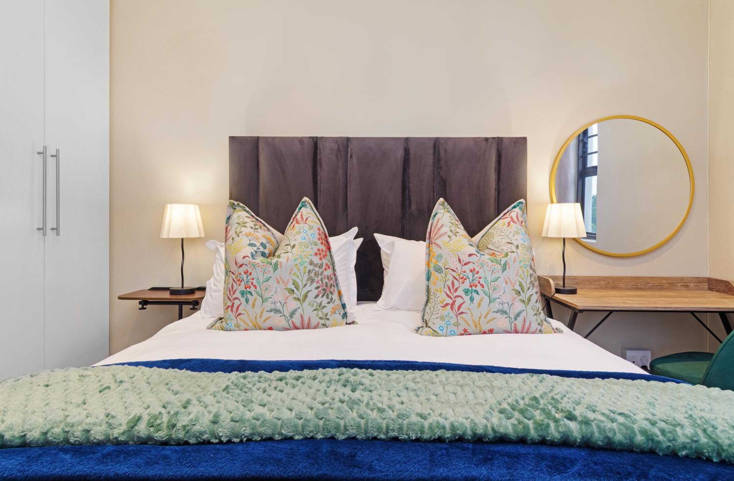 One-Bedroom Standard Apartment
