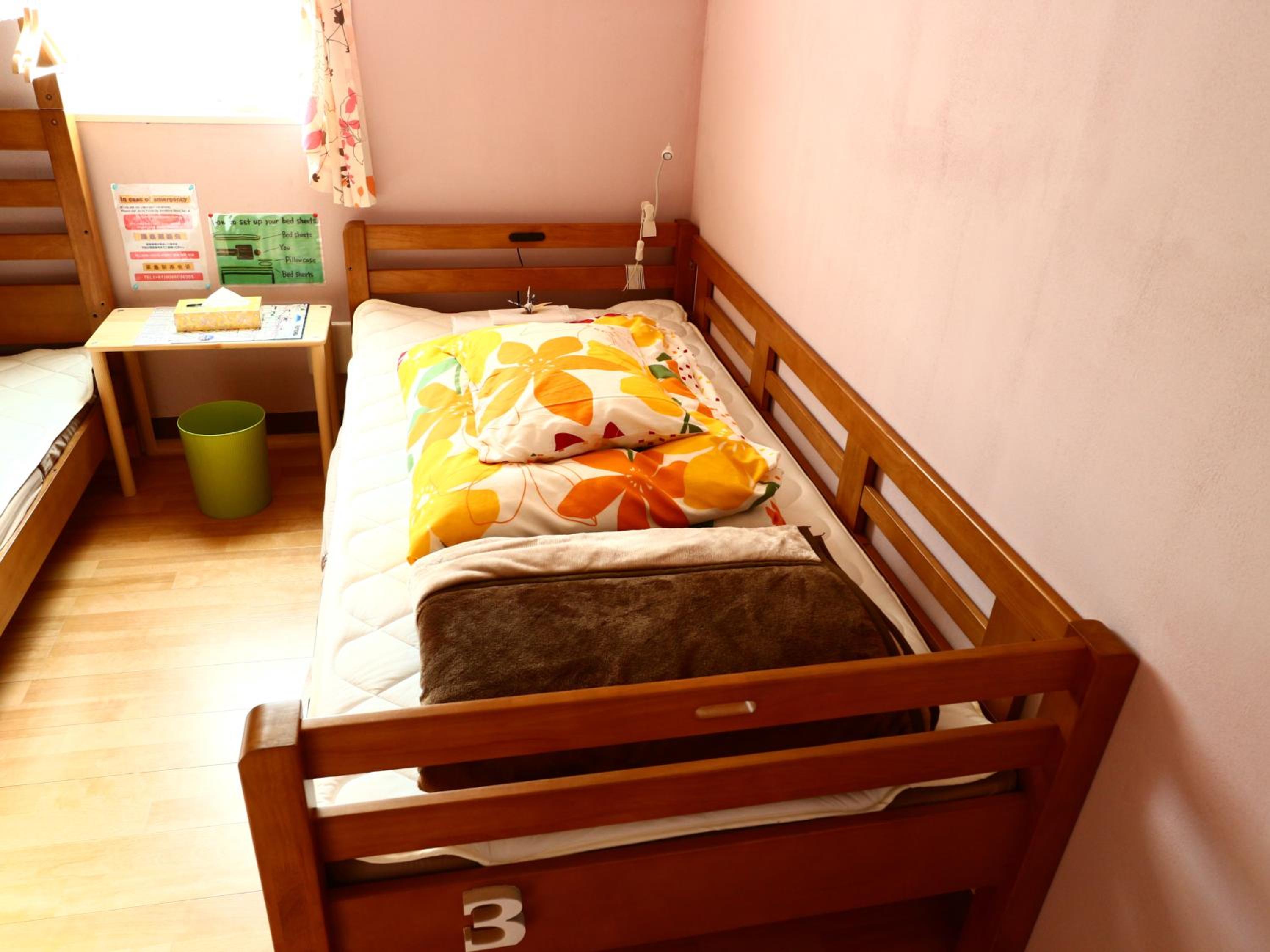Family Room - Photo 13