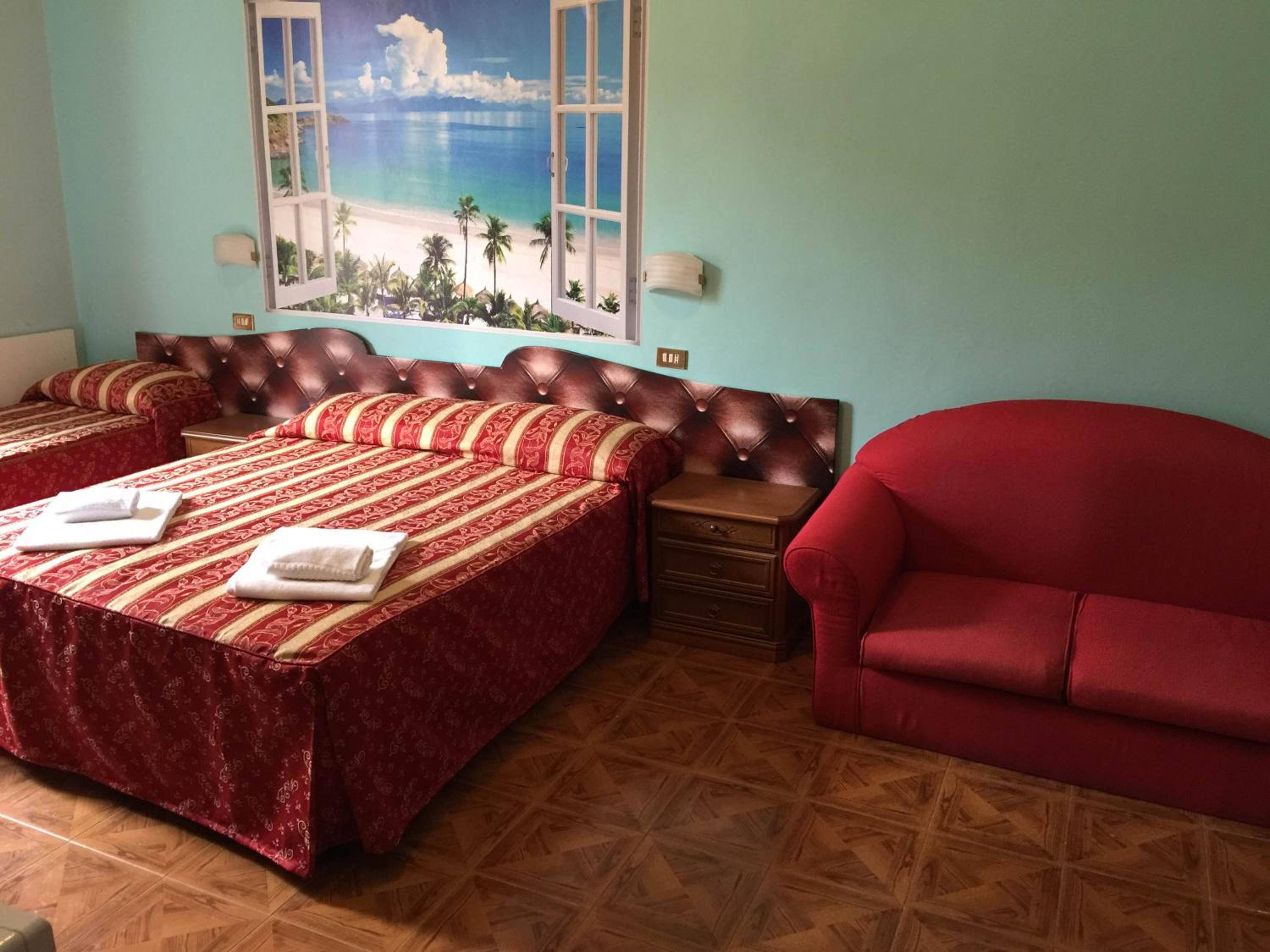 Quadruple Room photo 2