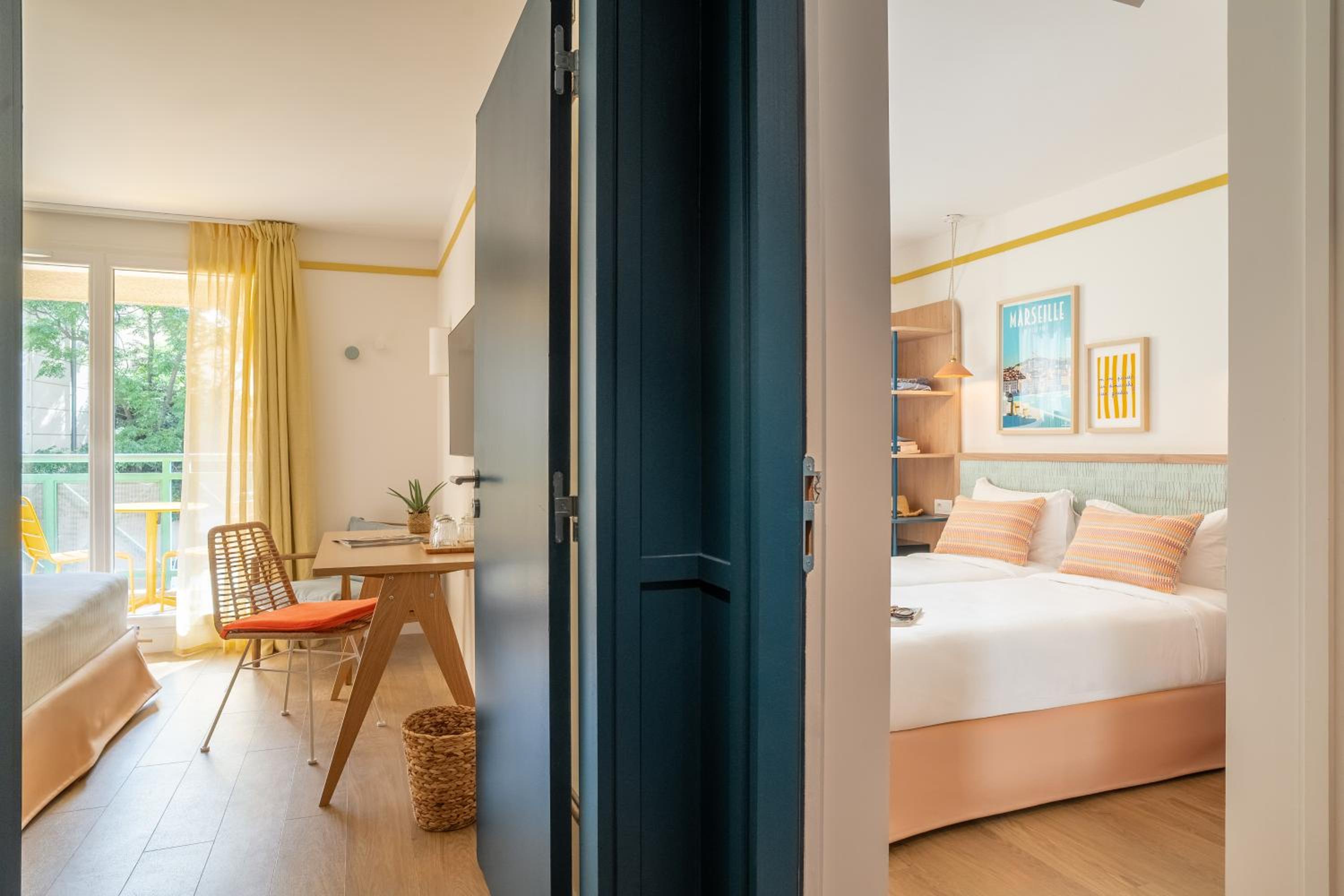 Two Connecting Double Rooms thumbnail 5