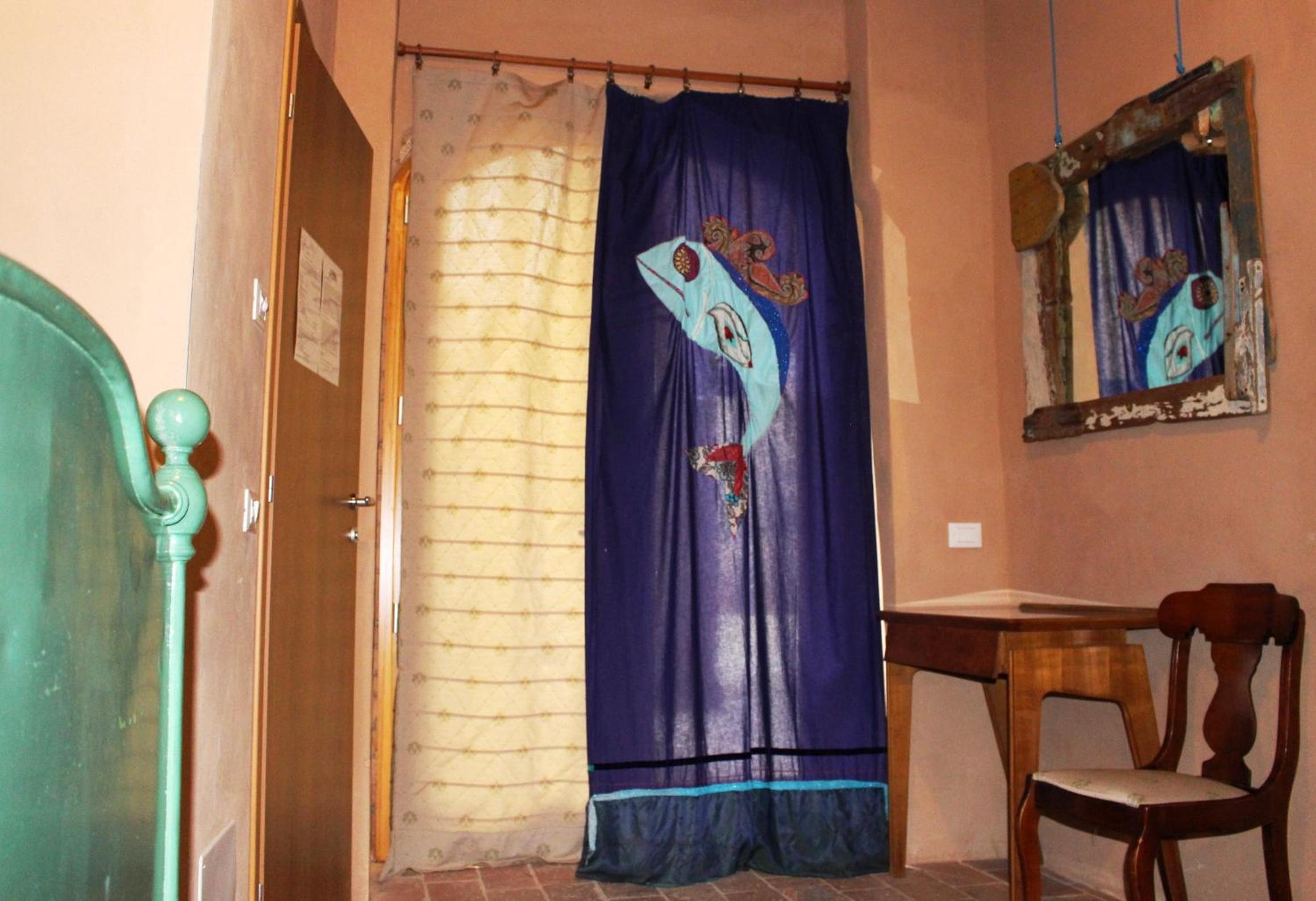 Triple Room with Private Bathroom - Photo 2