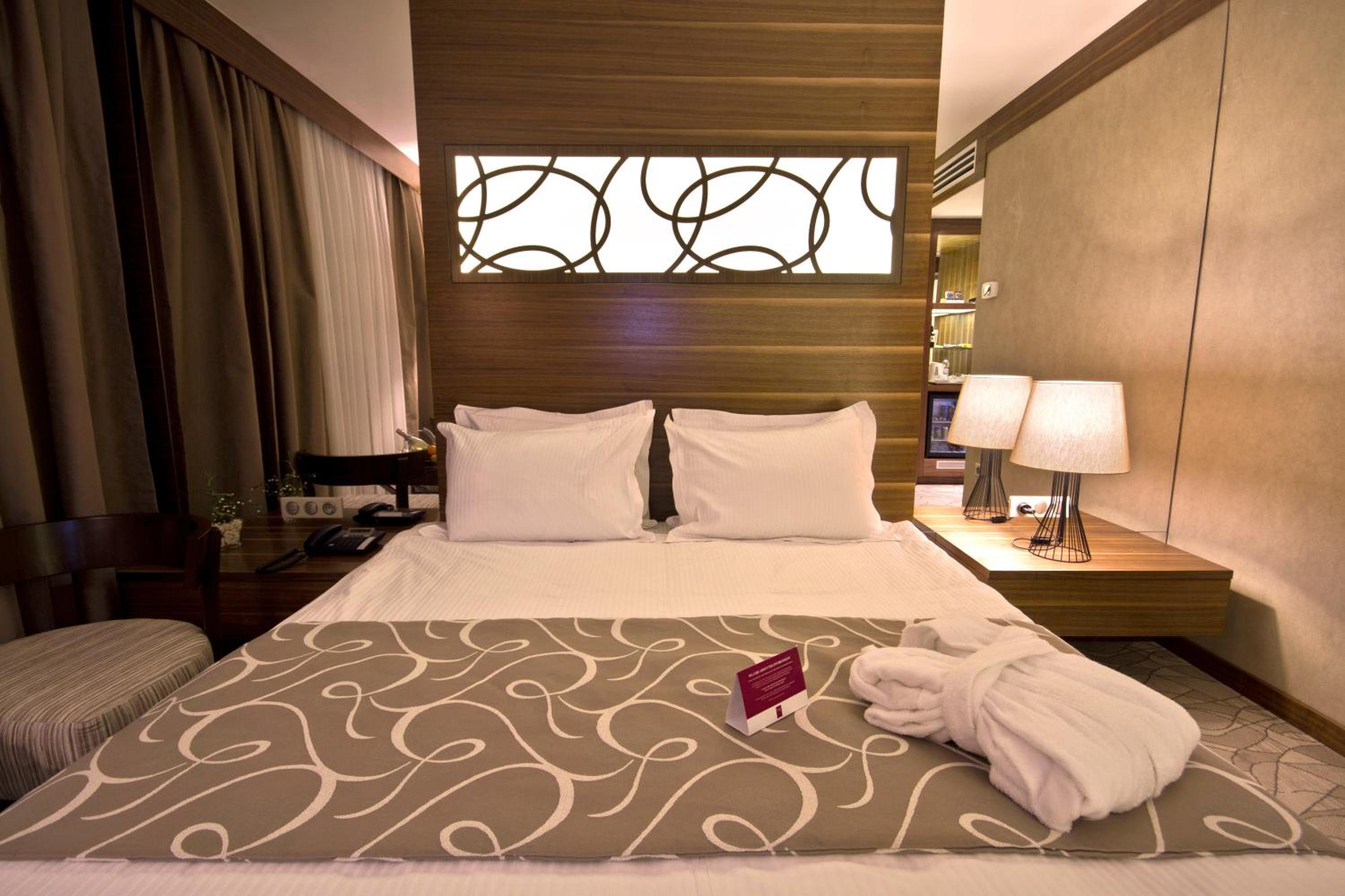Double Room - Photo 1