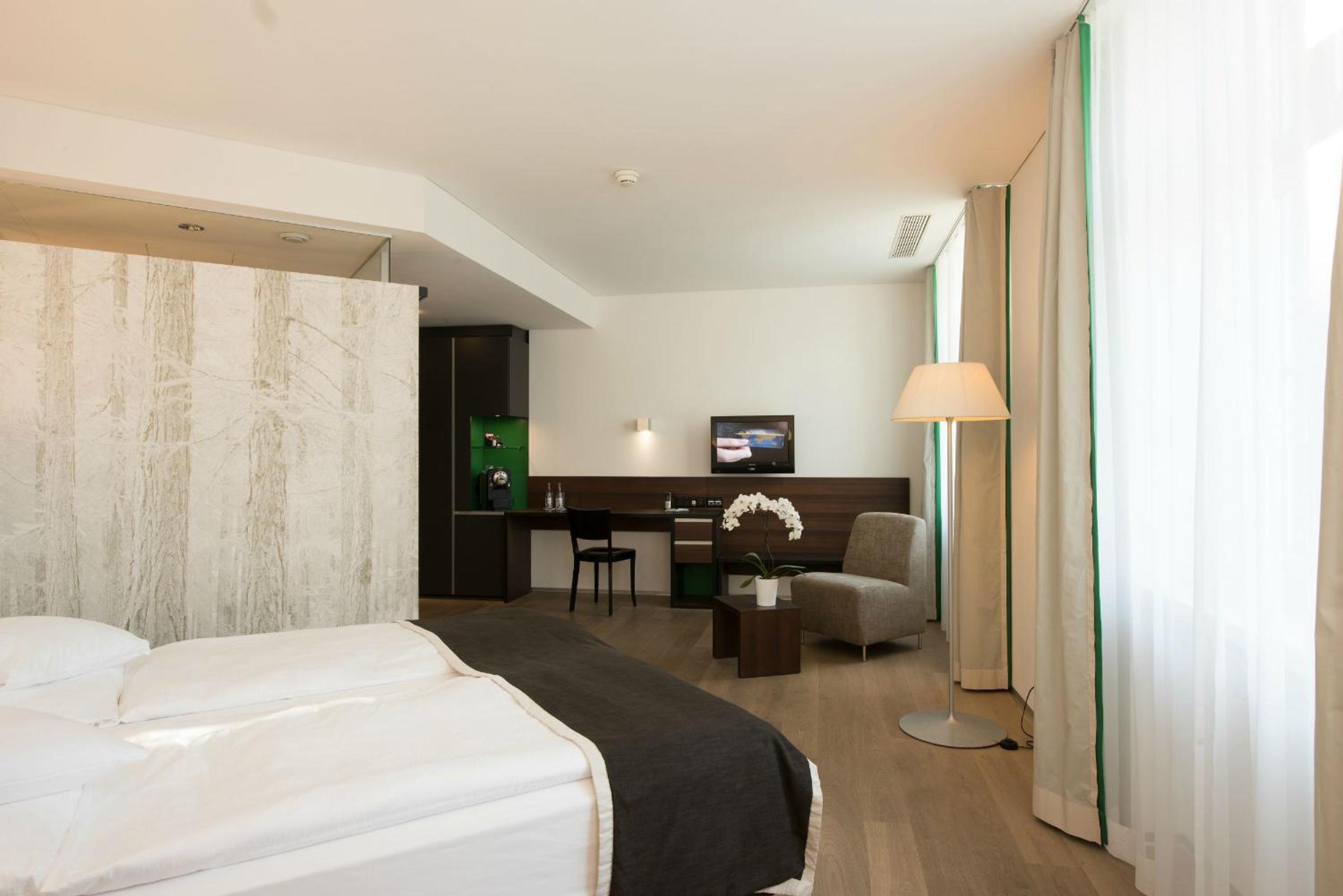 Double Room Style - Photo 7