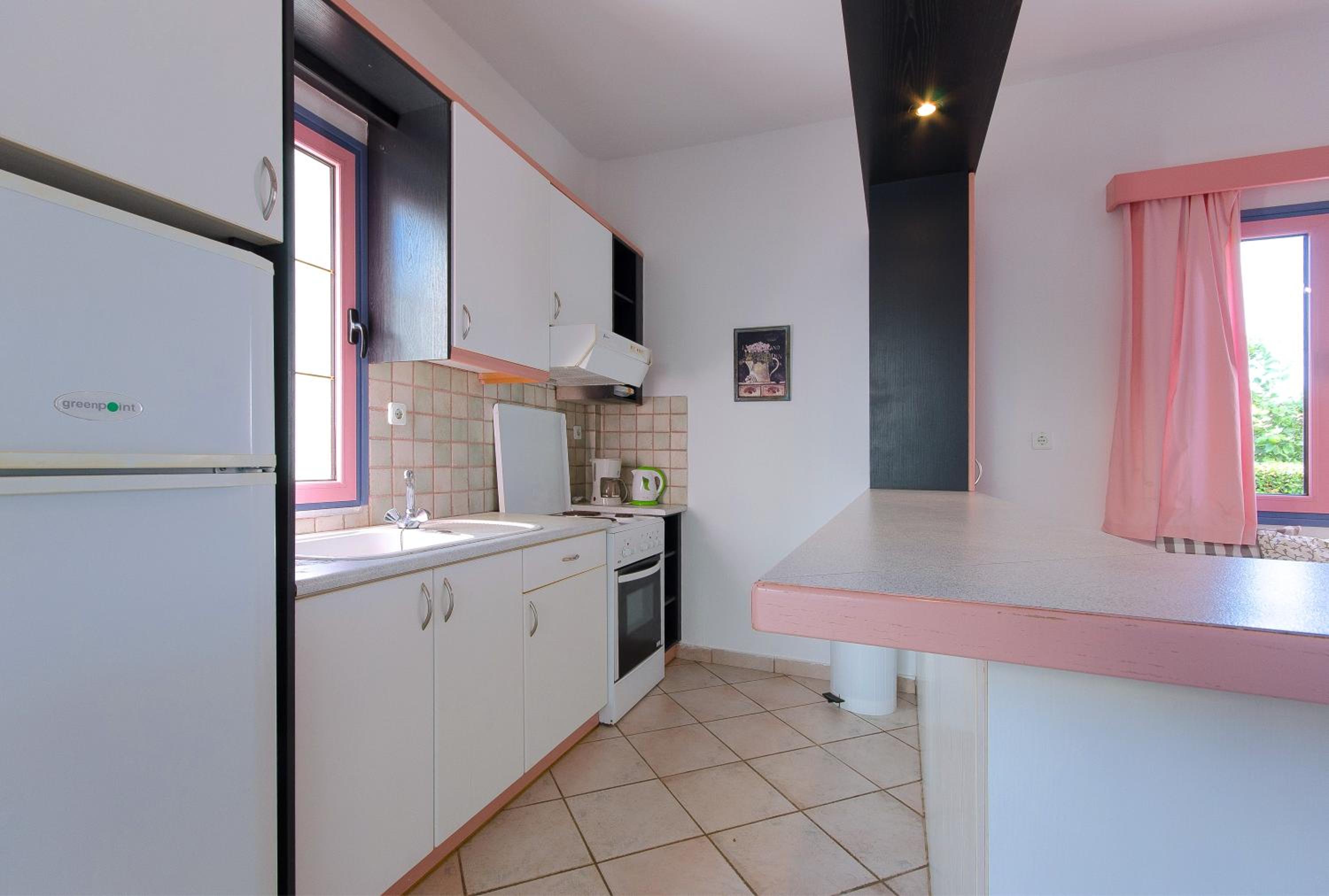 One-Bedroom Apartment (2 Adults + 1 Child) photo 2