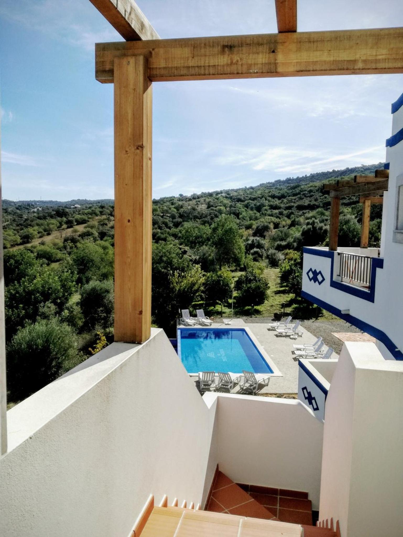 Apartment with Balcony photo 3
