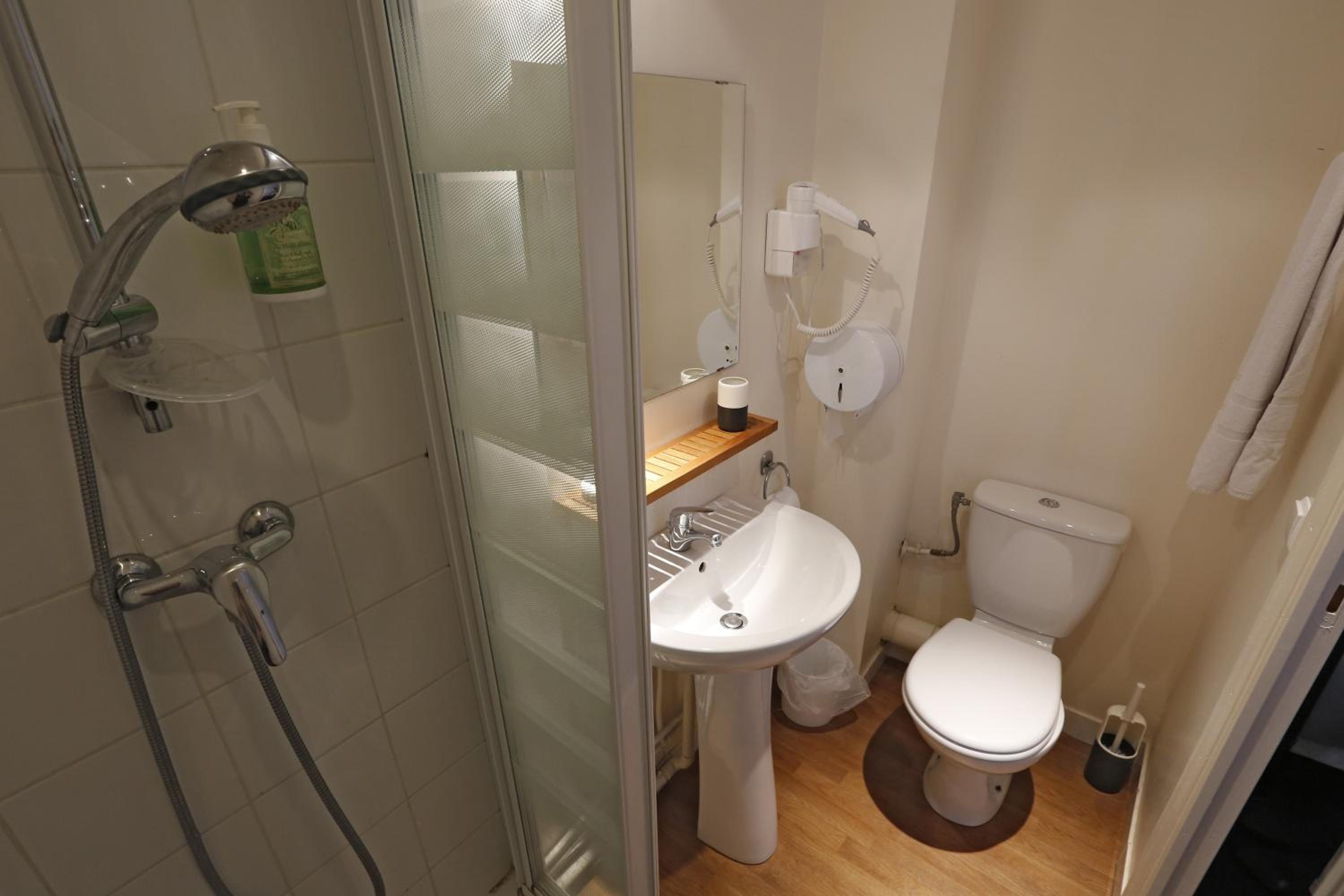 Single Room photo 3