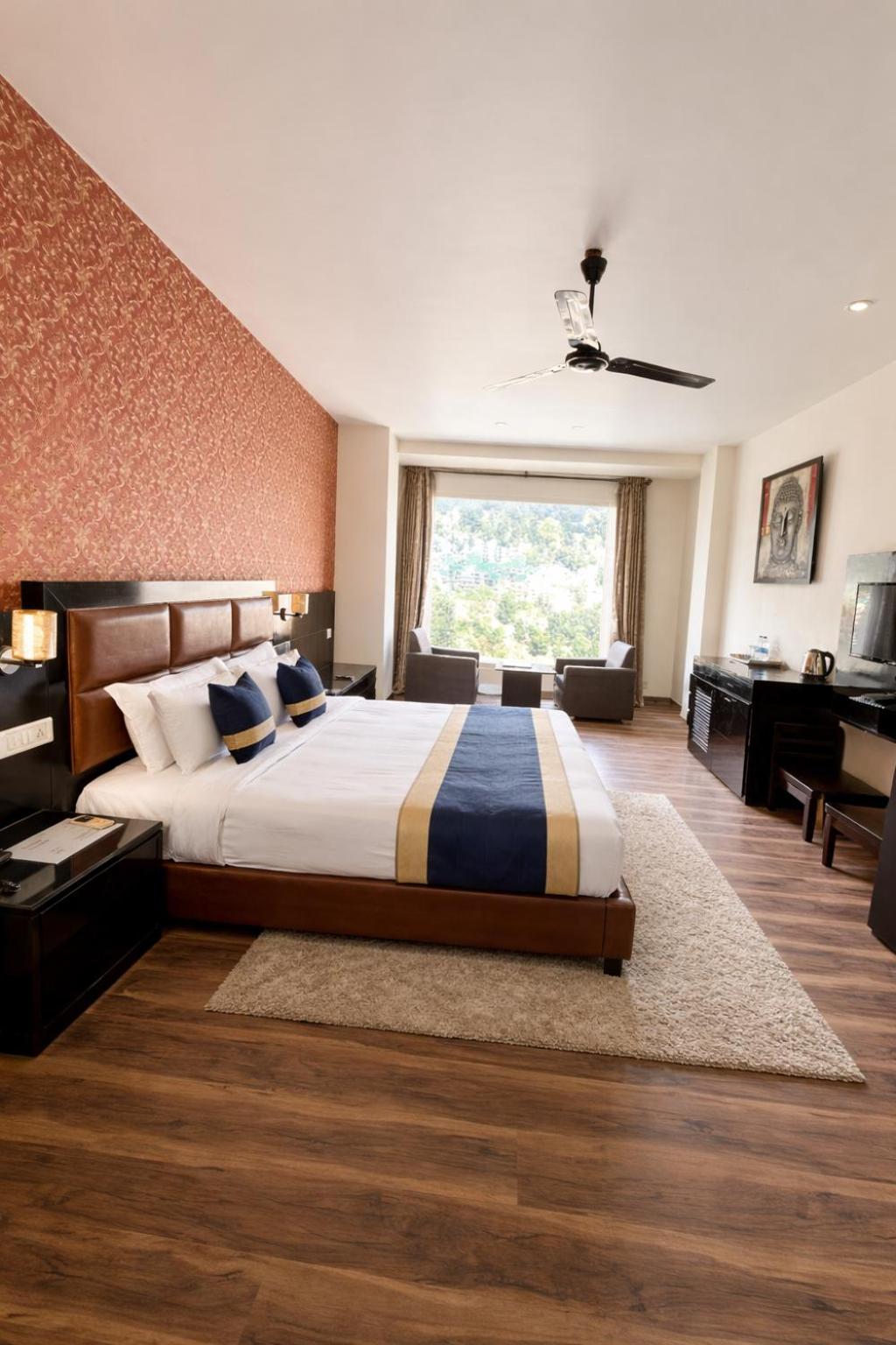 King Room with Mountain View photo 1