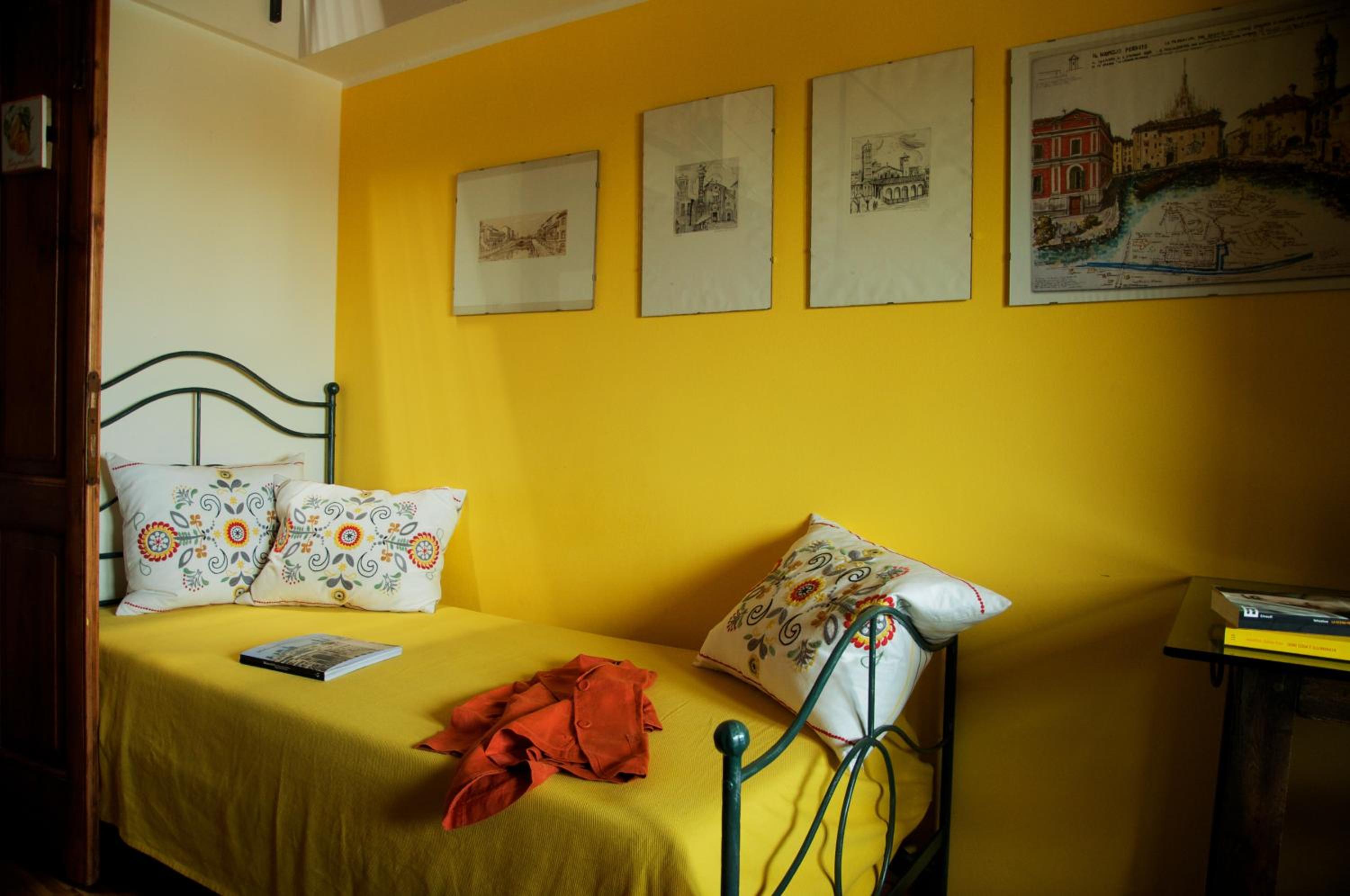 Double Room - Photo 17