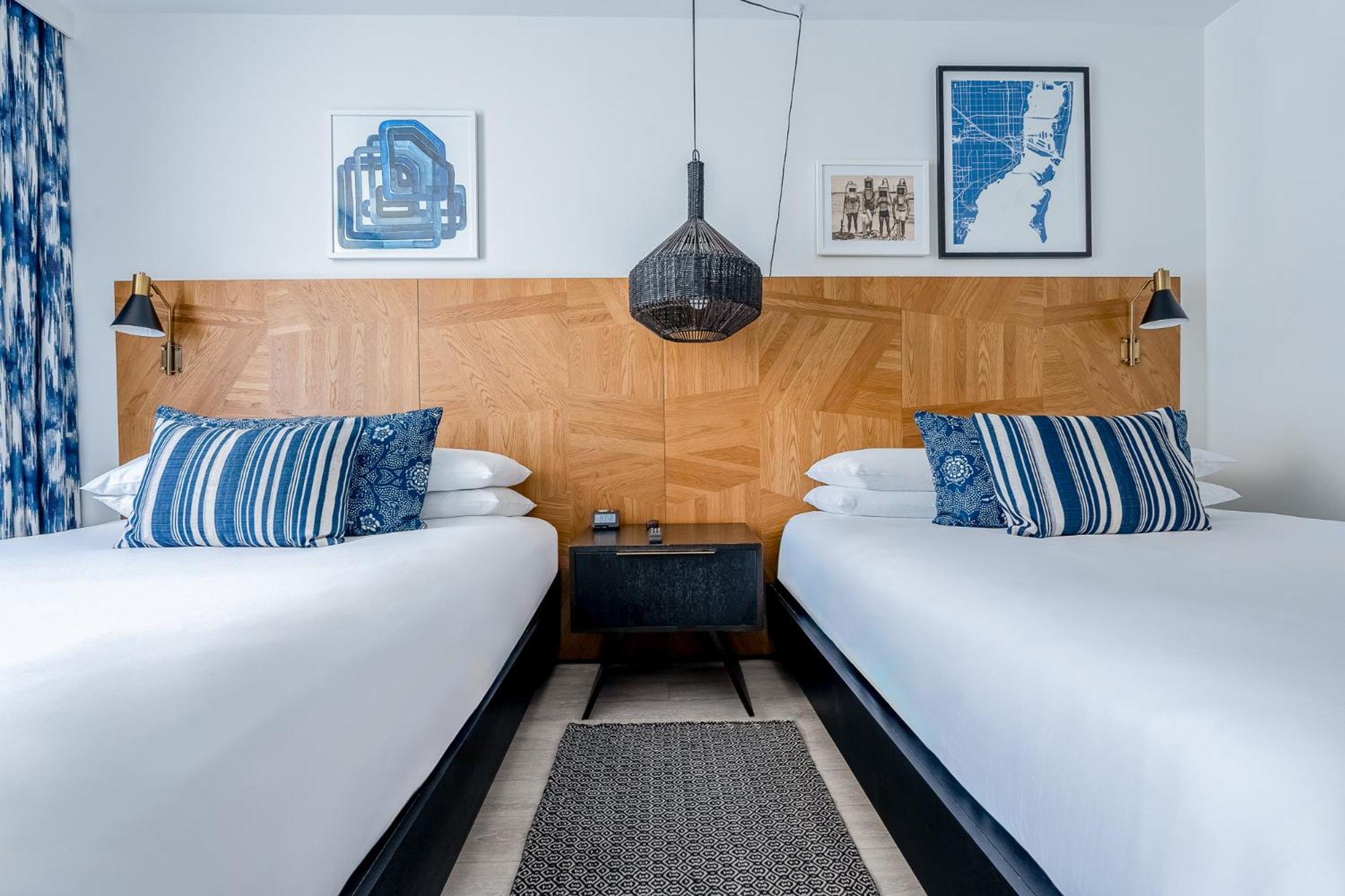 Deluxe Room with terrace - Two Queen Beds - Photo 1