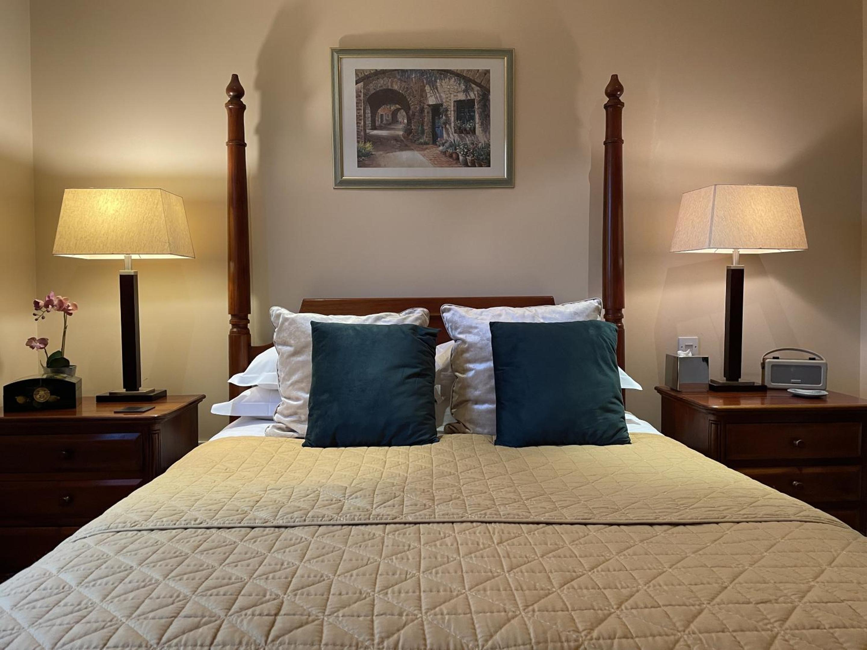 Double Room with Private Bathroom photo 2