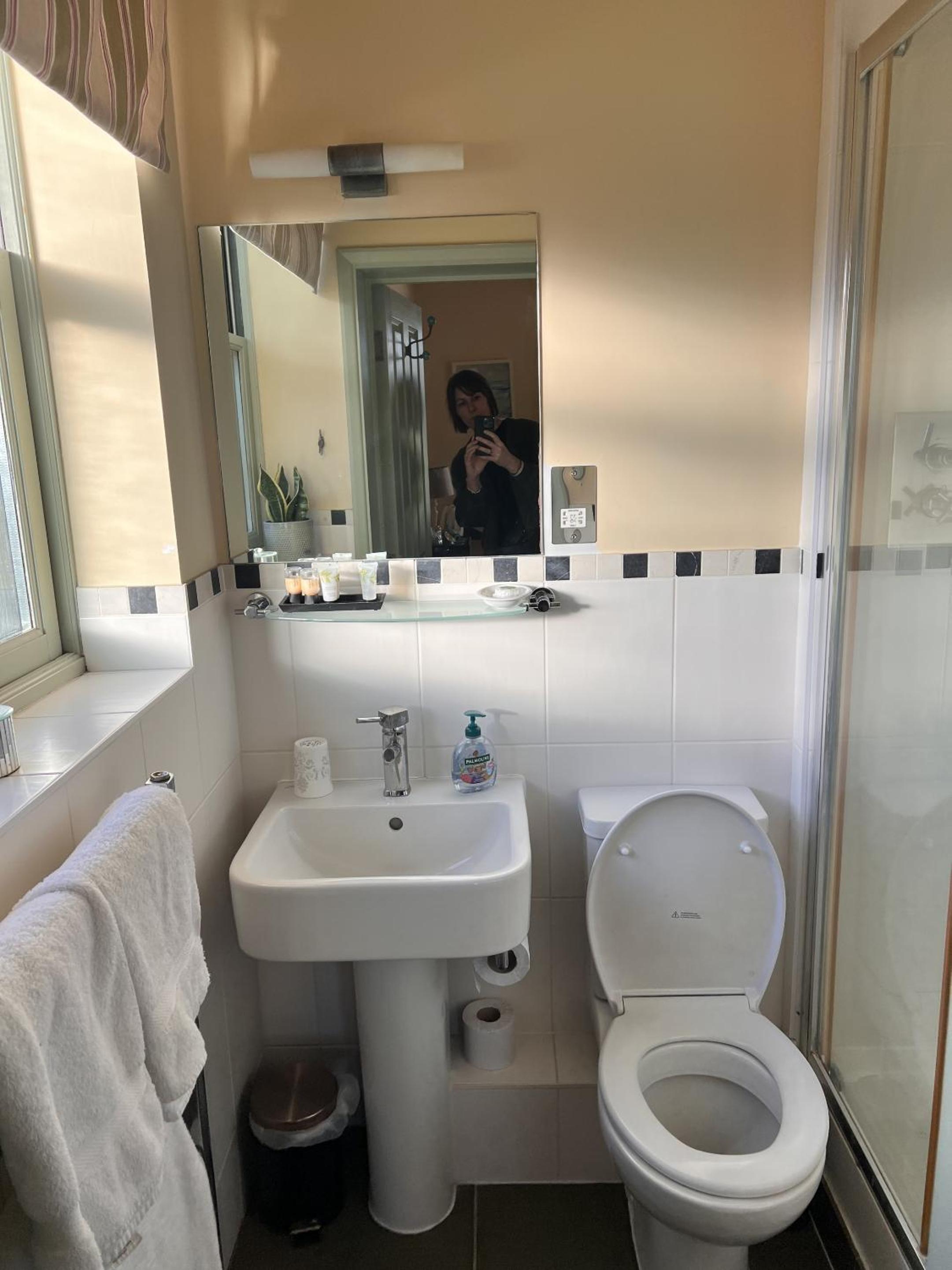 Double Room with Private Bathroom