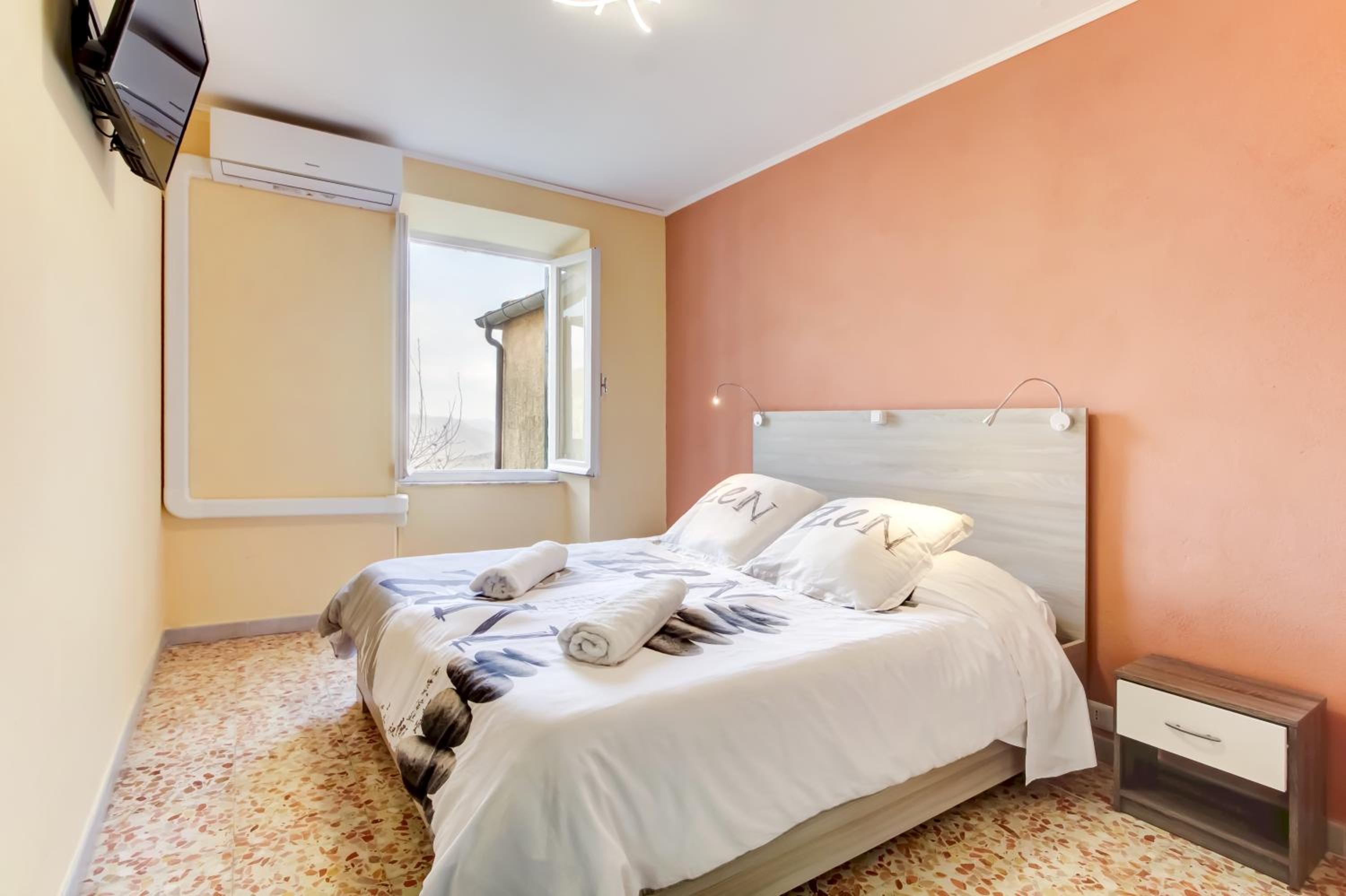 Apartment - Ground Floor photo 1